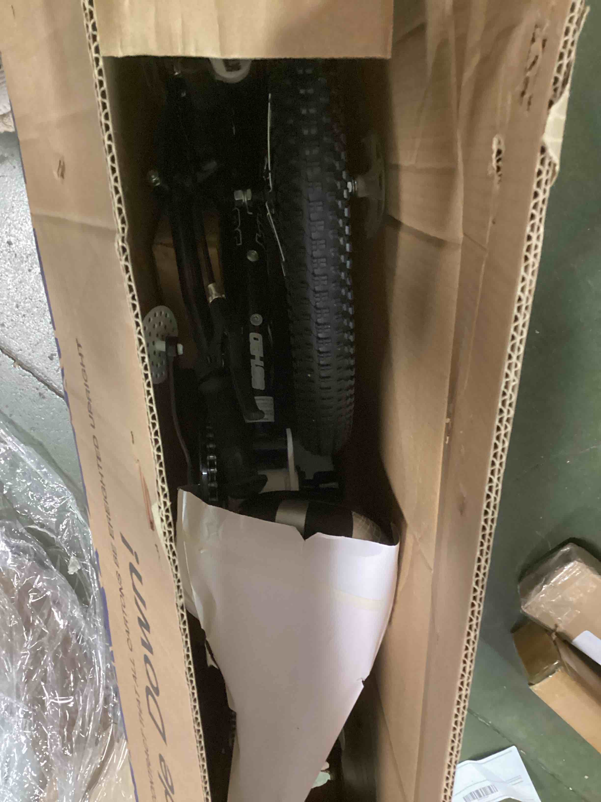 https://s3.amazonaws.com/lotting-images-prod/bidfta/GRA1718469_1736794402816.jpeg