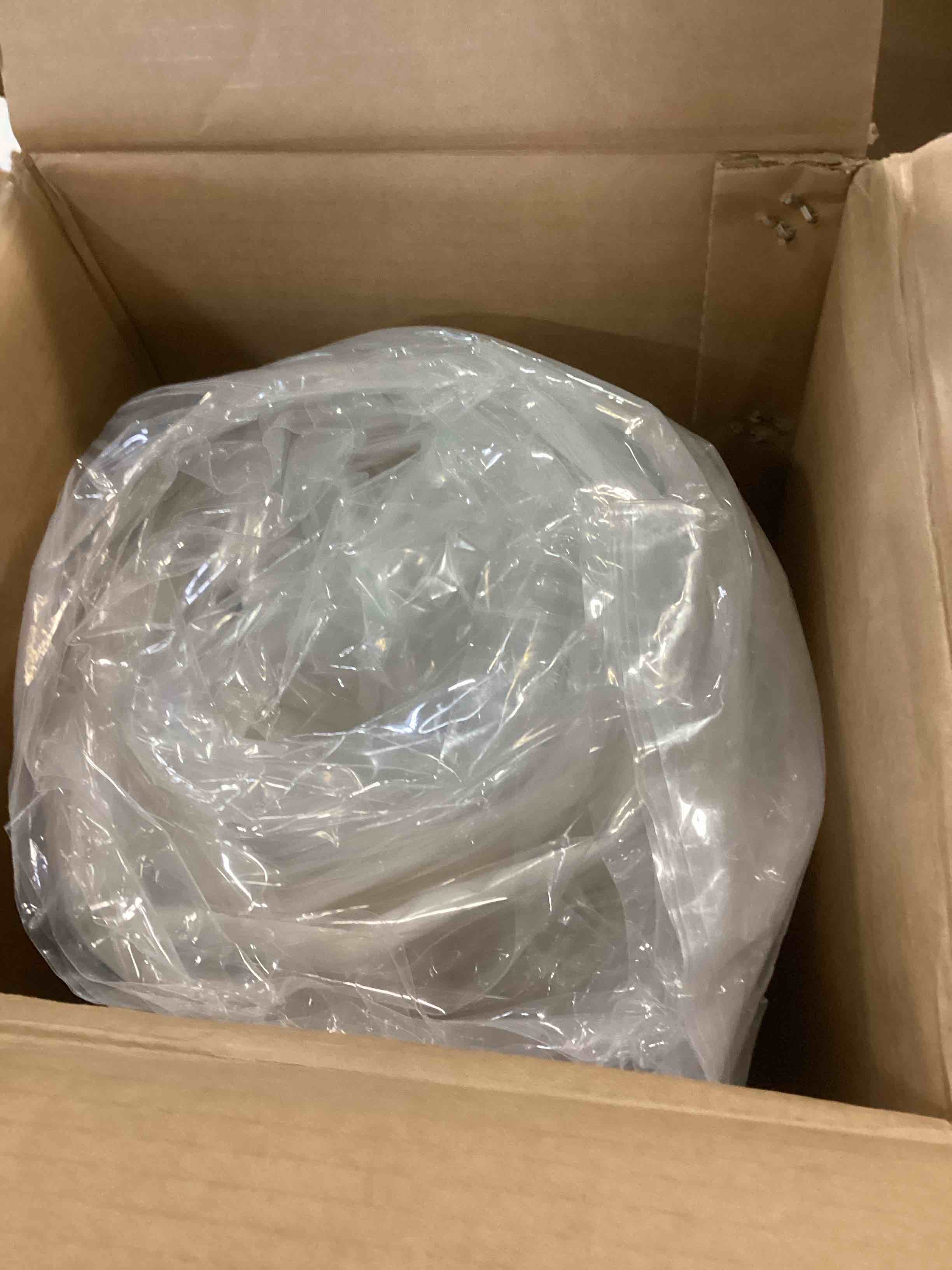 https://s3.amazonaws.com/lotting-images-prod/bidfta/GRA1718575_1736873740354.jpeg