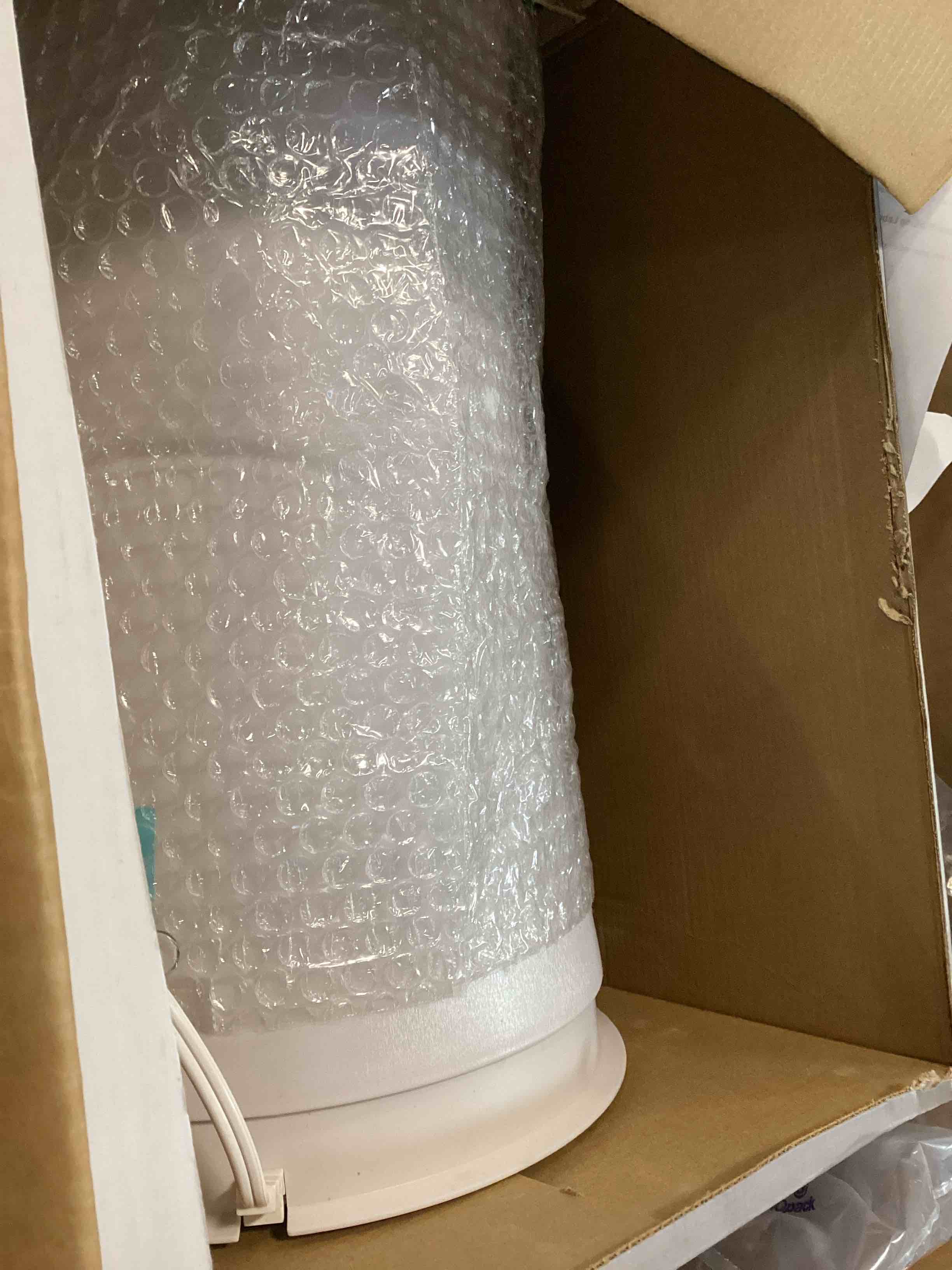 https://s3.amazonaws.com/lotting-images-prod/bidfta/GRA1718908_1736974275815.jpeg