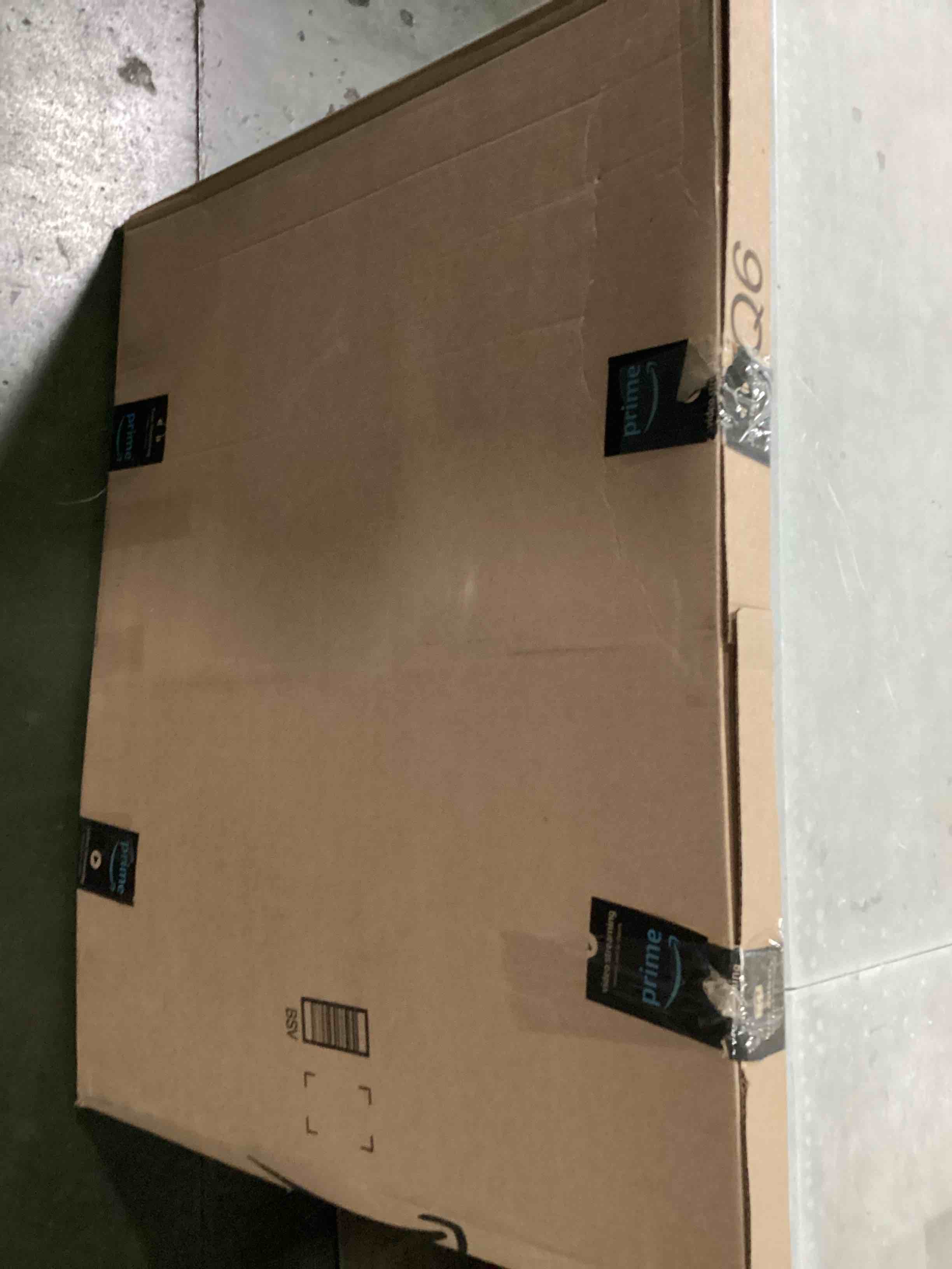 https://s3.amazonaws.com/lotting-images-prod/bidfta/GRA1718947_1737031598981.jpeg