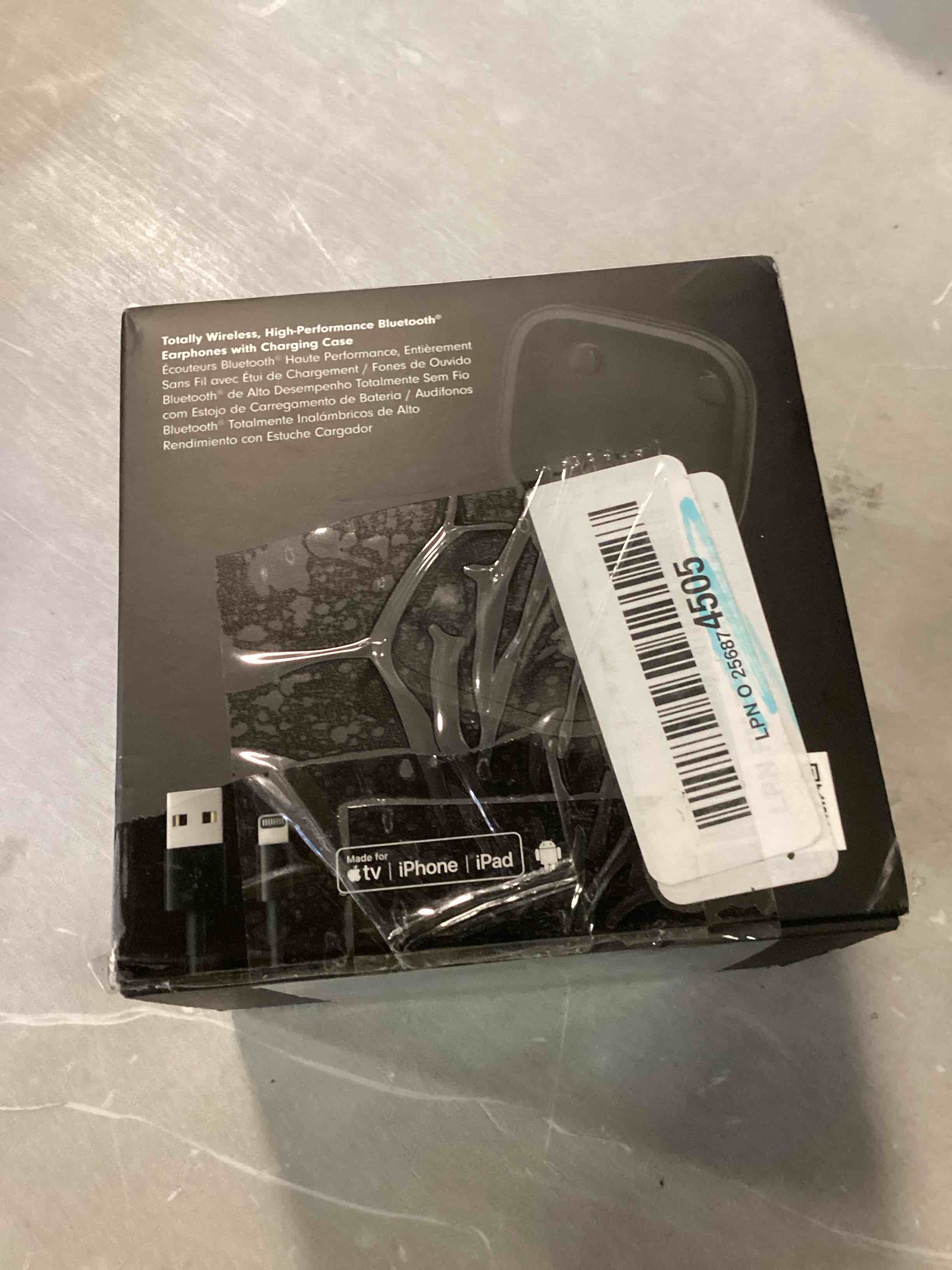 https://s3.amazonaws.com/lotting-images-prod/bidfta/GRA1719356_1737145833807.jpeg