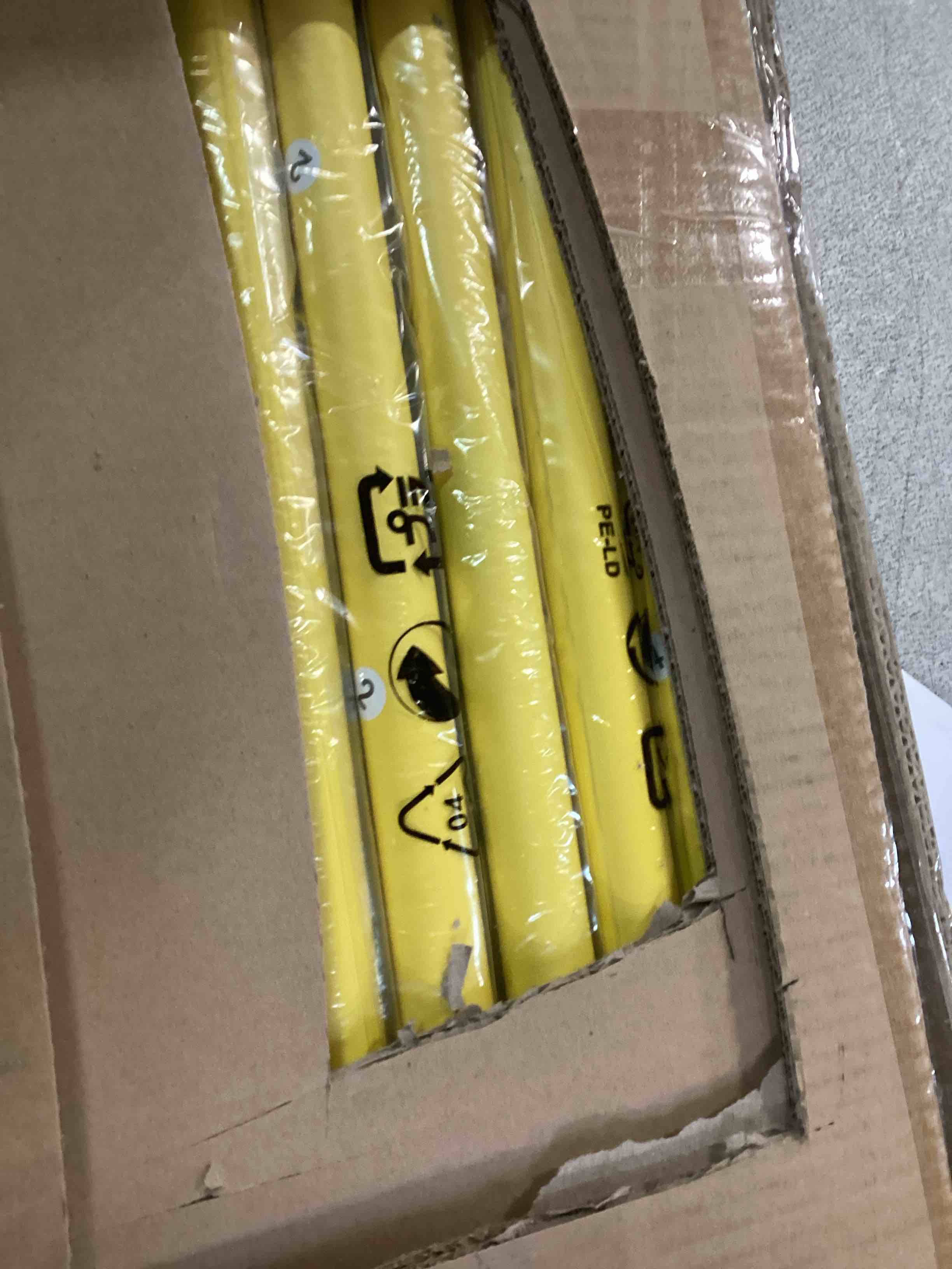 https://s3.amazonaws.com/lotting-images-prod/bidfta/GRA1719902_1737648519258.jpeg