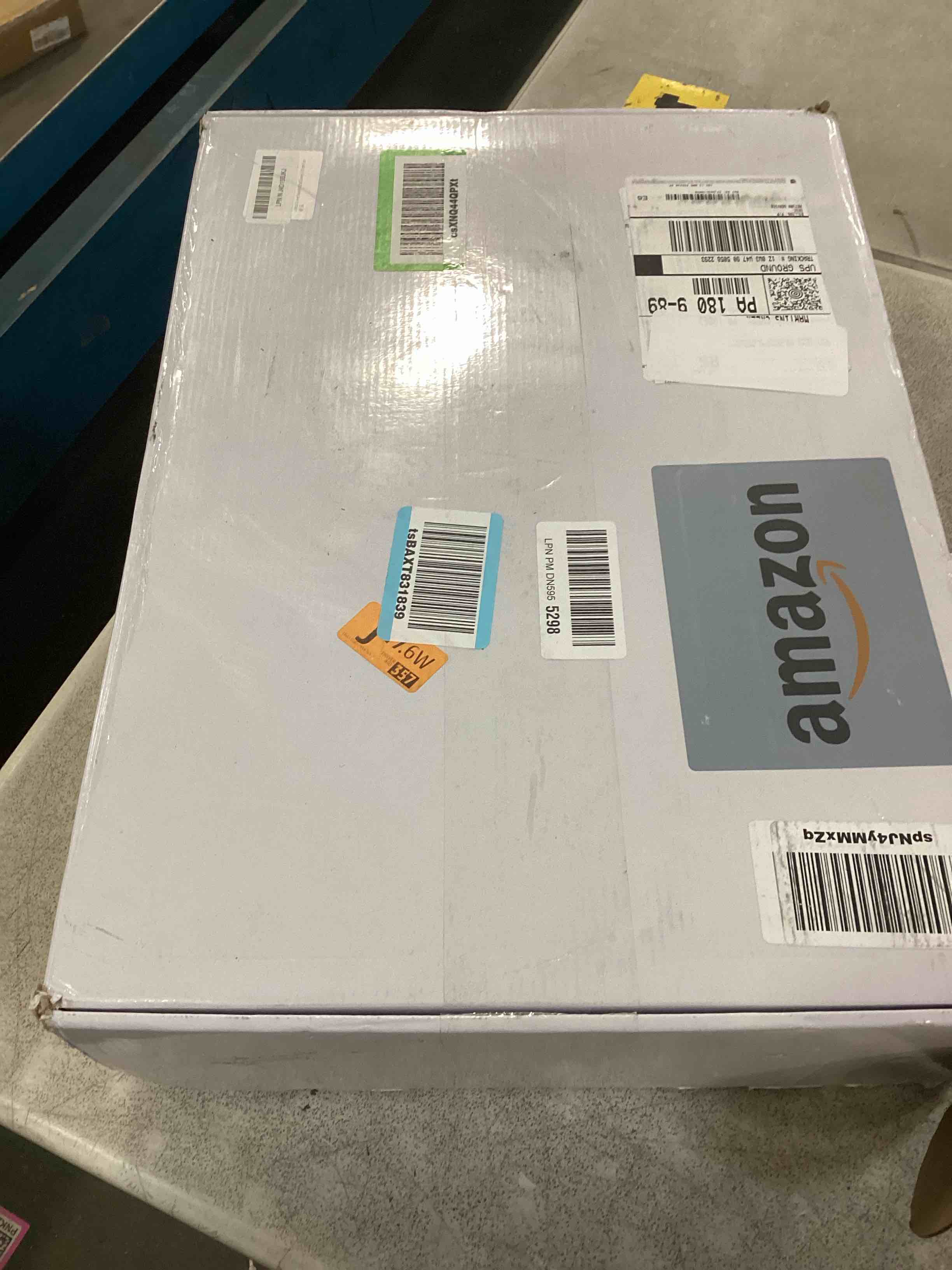 https://s3.amazonaws.com/lotting-images-prod/bidfta/GRA1719936_1737651130894.jpeg