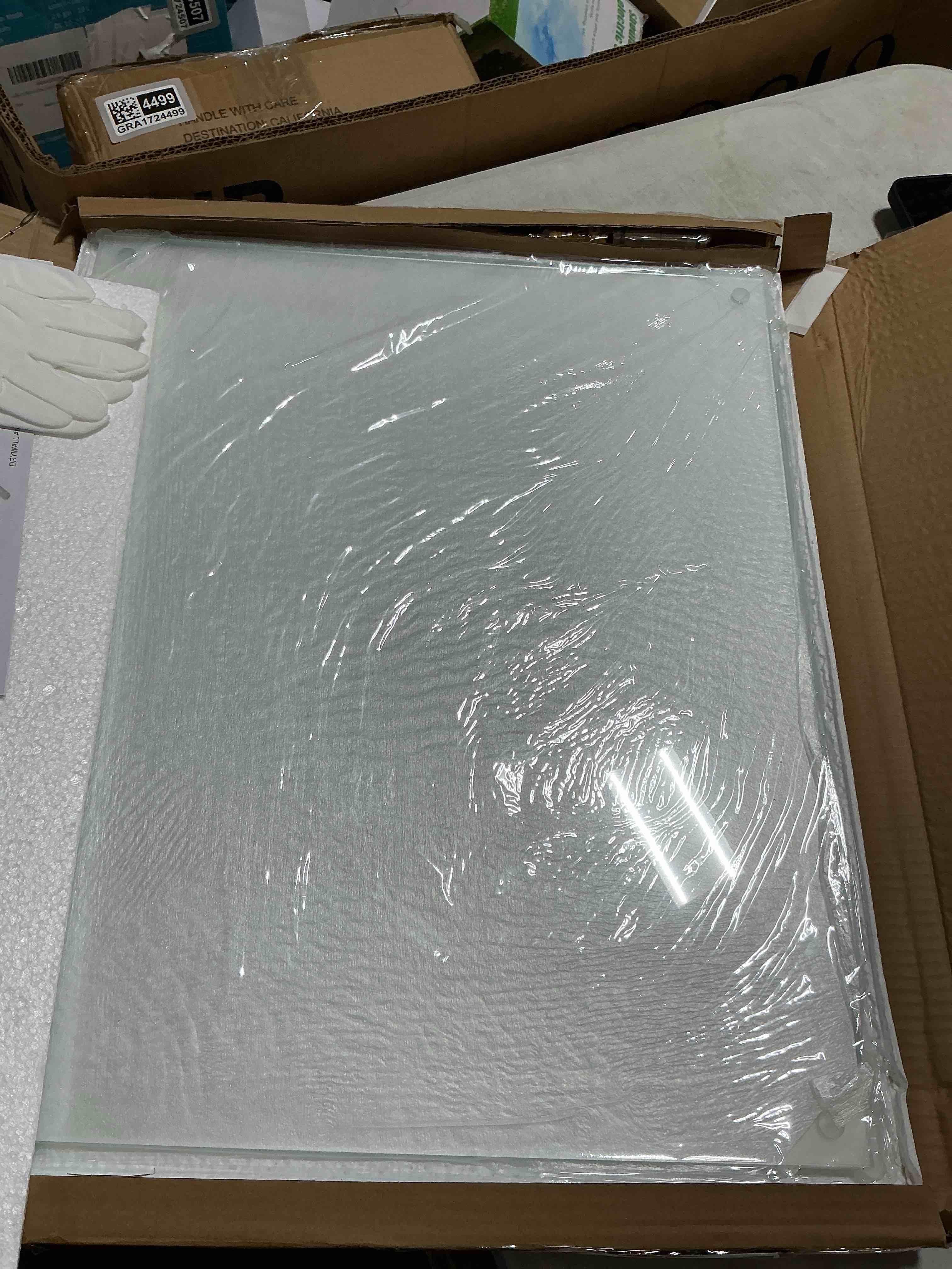 zafuu tempered glass picture frame, frame size 18”x22”, picture size 16”x20”