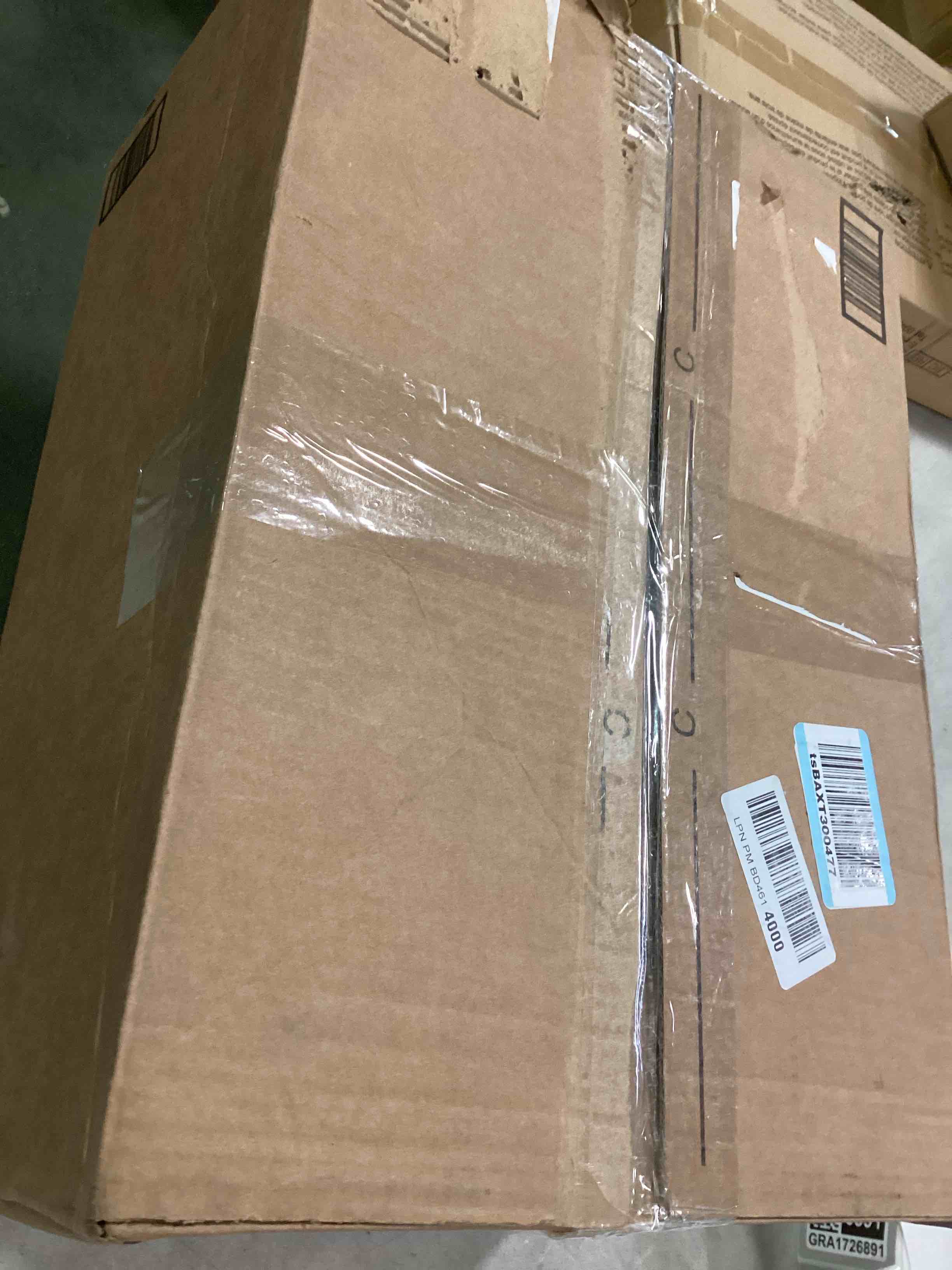 https://s3.amazonaws.com/lotting-images-prod/bidfta/GRA1726869_1733511302893.jpeg