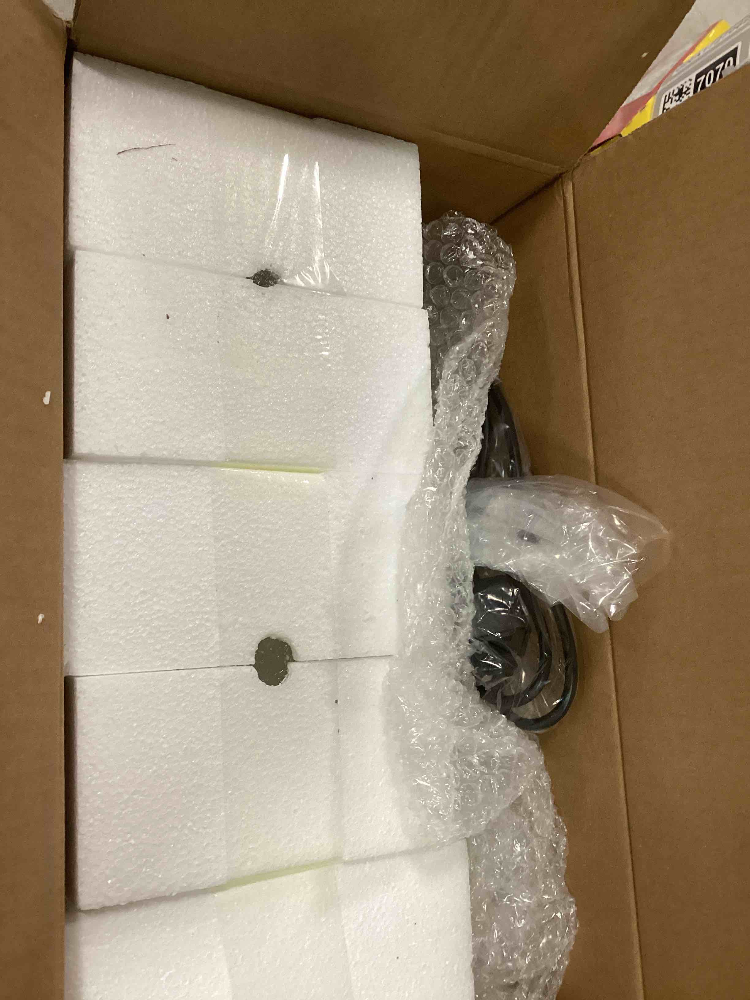 https://s3.amazonaws.com/lotting-images-prod/bidfta/GRA1727052_1733759359927.jpeg