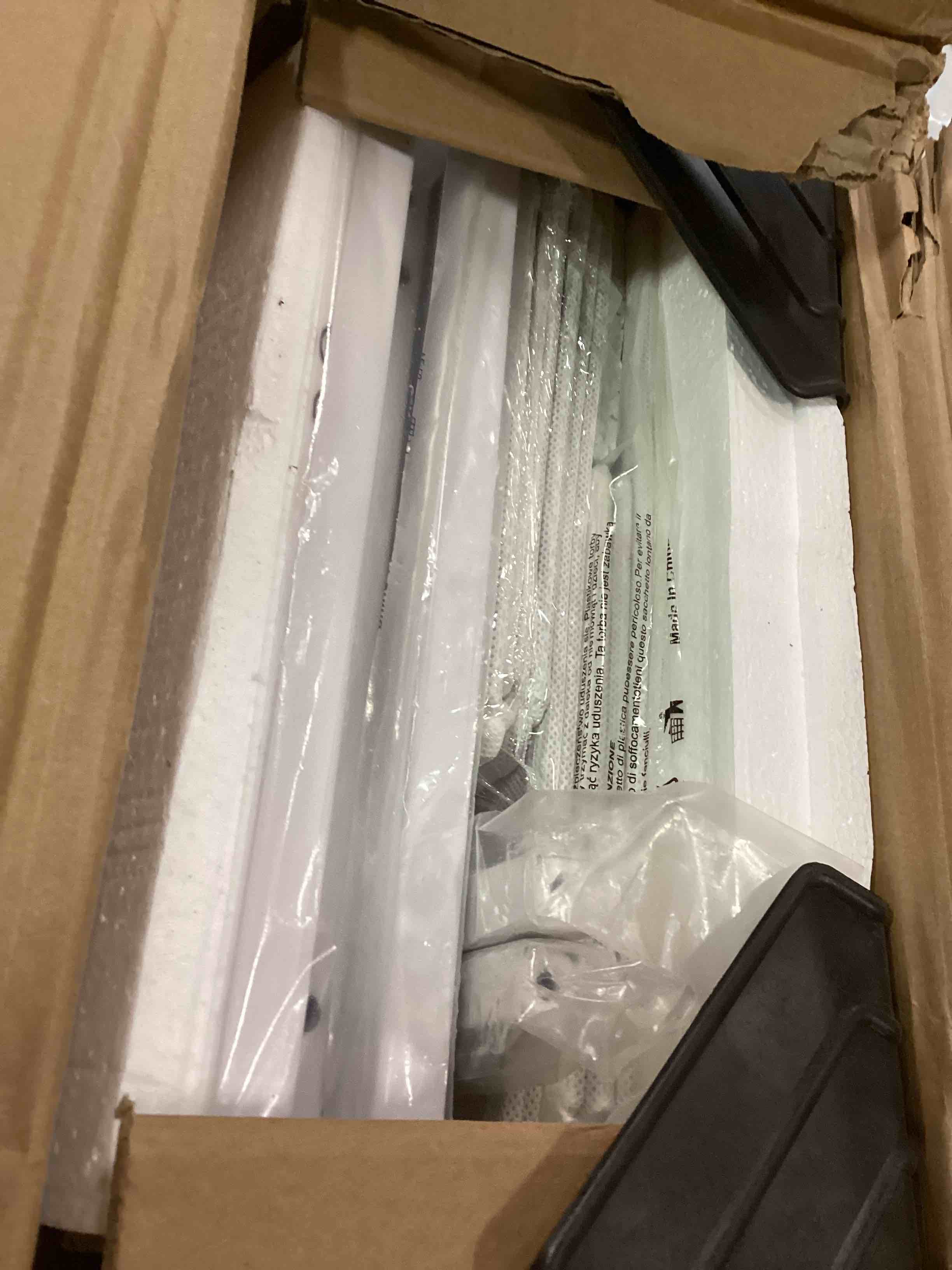 https://s3.amazonaws.com/lotting-images-prod/bidfta/GRA1727086_1733769538576.jpeg