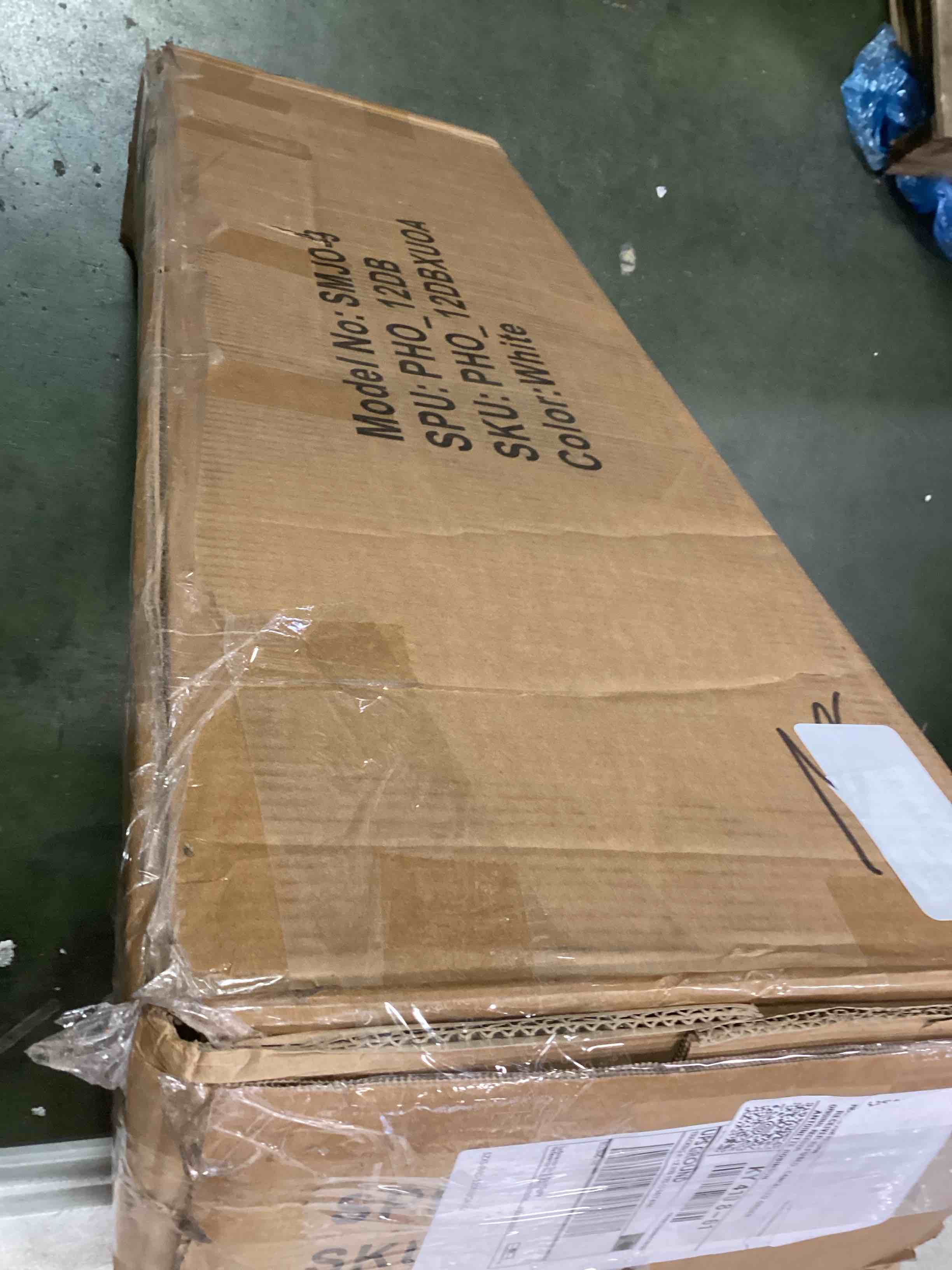 https://s3.amazonaws.com/lotting-images-prod/bidfta/GRA1727086_1733769554058.jpeg