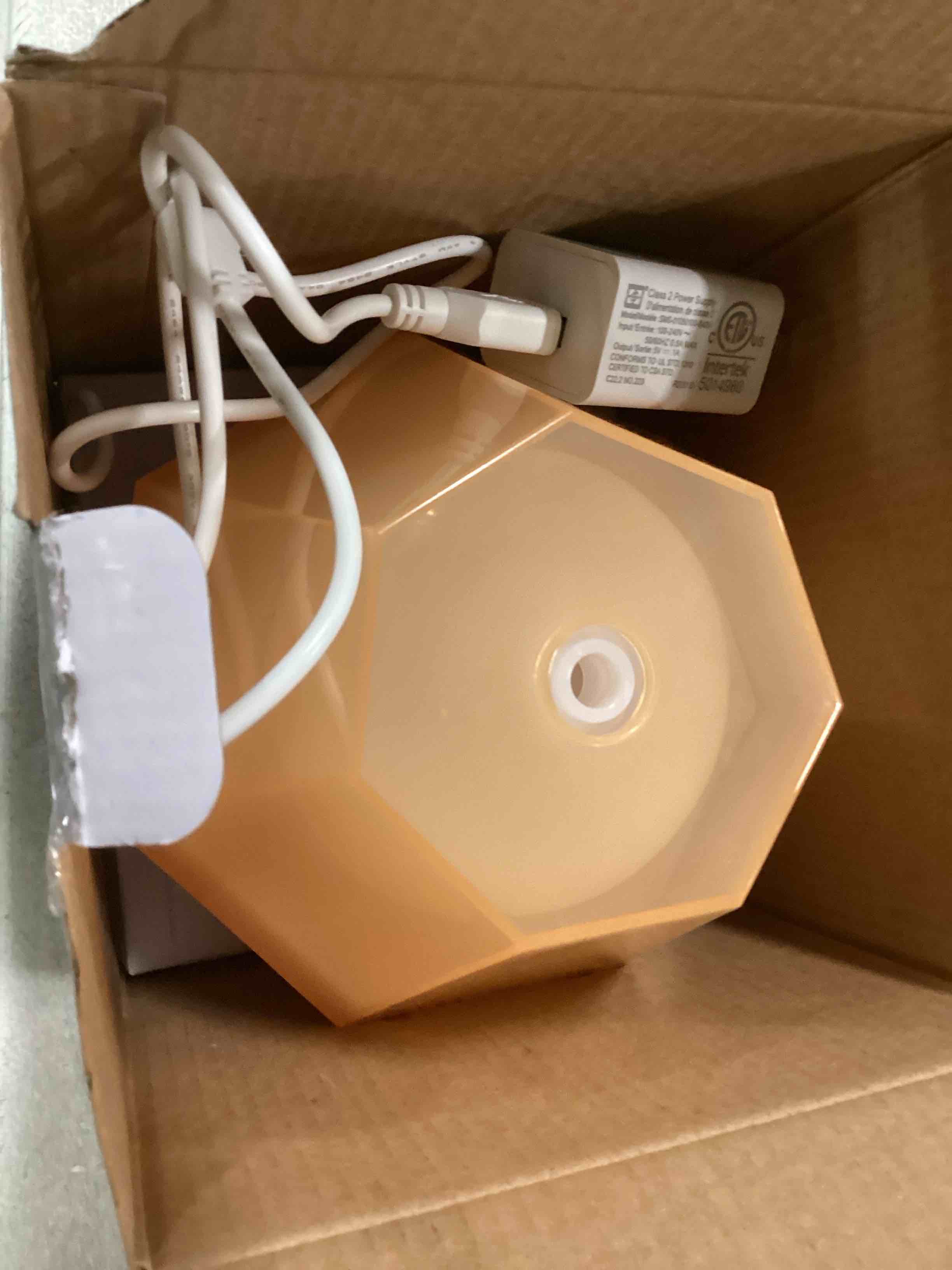 https://s3.amazonaws.com/lotting-images-prod/bidfta/GRA1727117_1733778834945.jpeg