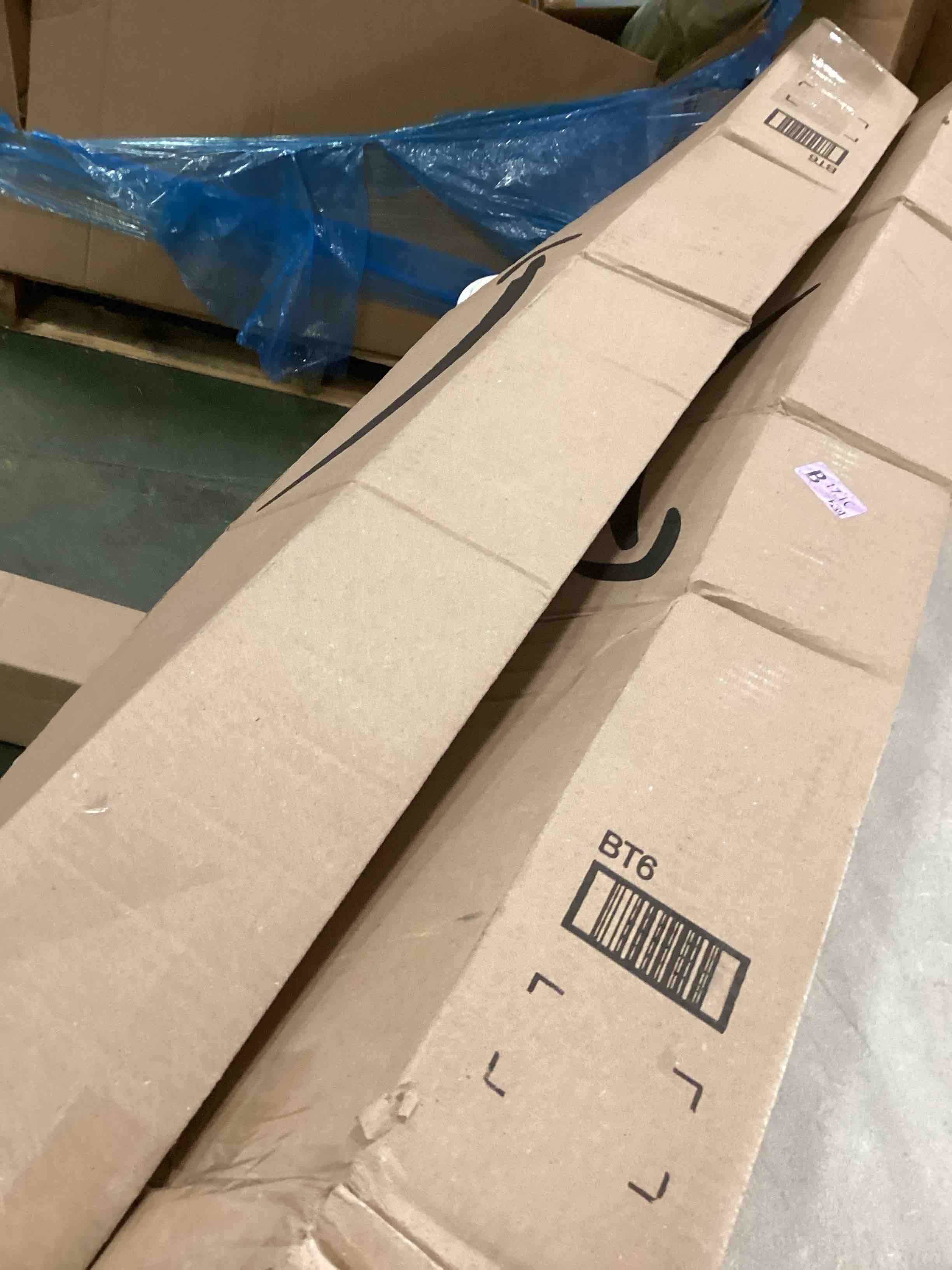 https://s3.amazonaws.com/lotting-images-prod/bidfta/GRA1727696_1734012093340.jpeg