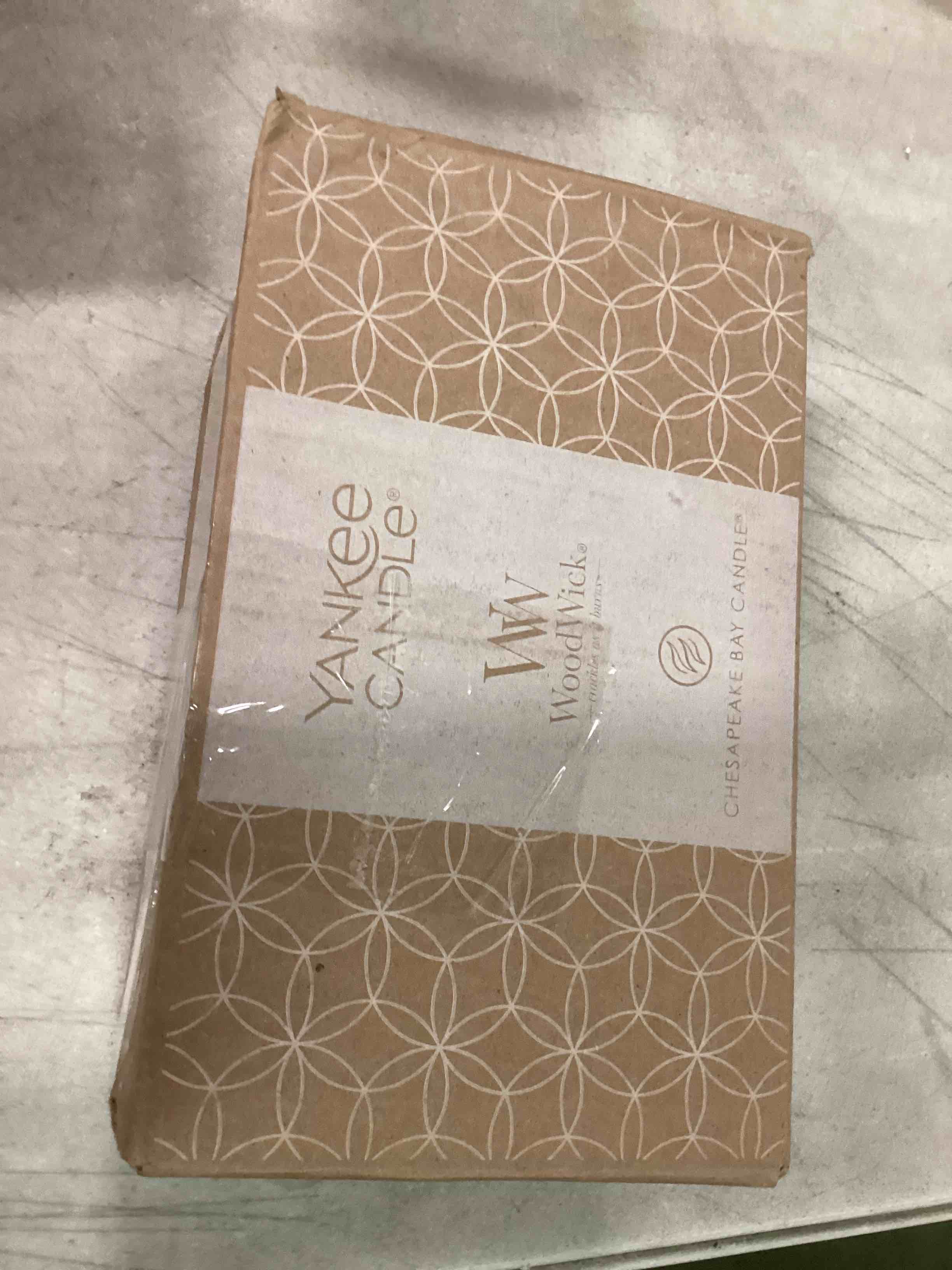 https://s3.amazonaws.com/lotting-images-prod/bidfta/GRA1727983_1734113600209.jpeg