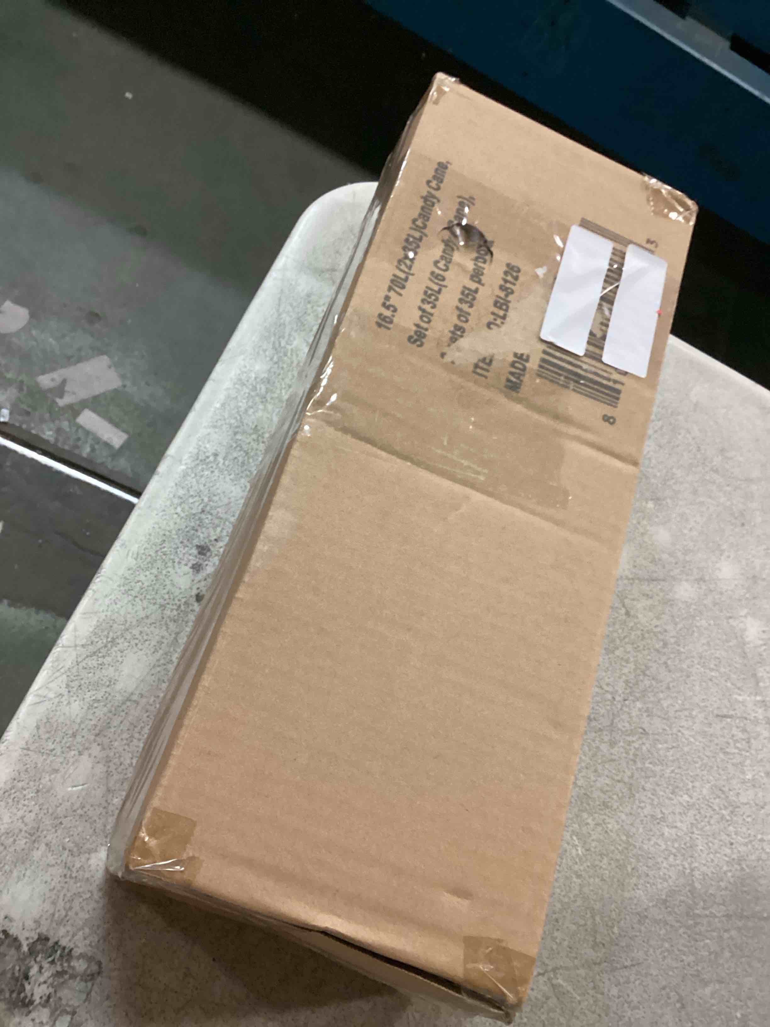 https://s3.amazonaws.com/lotting-images-prod/bidfta/GRA1728152_1734178644206.jpeg