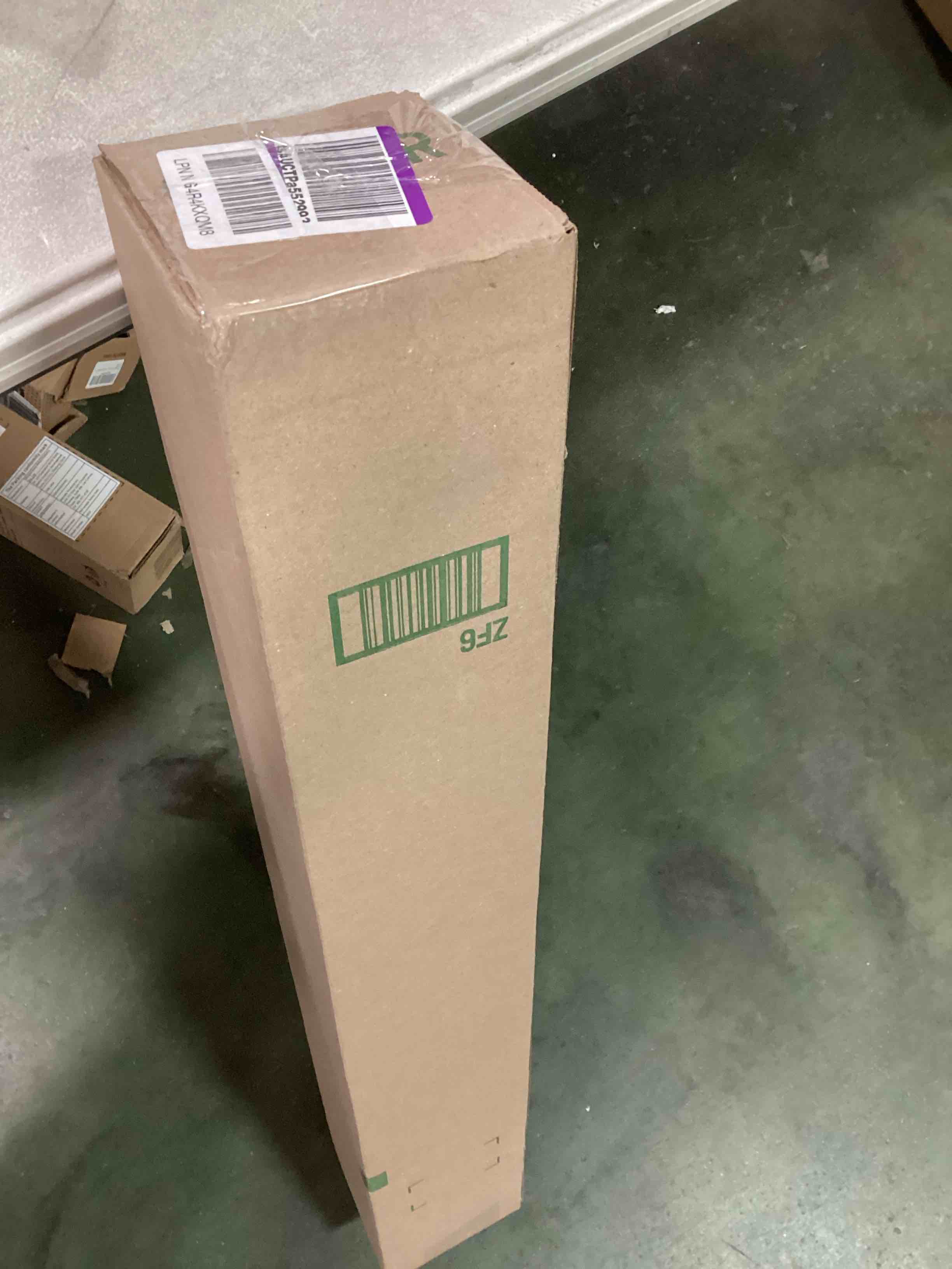 https://s3.amazonaws.com/lotting-images-prod/bidfta/GRA1728538_1734370603426.jpeg