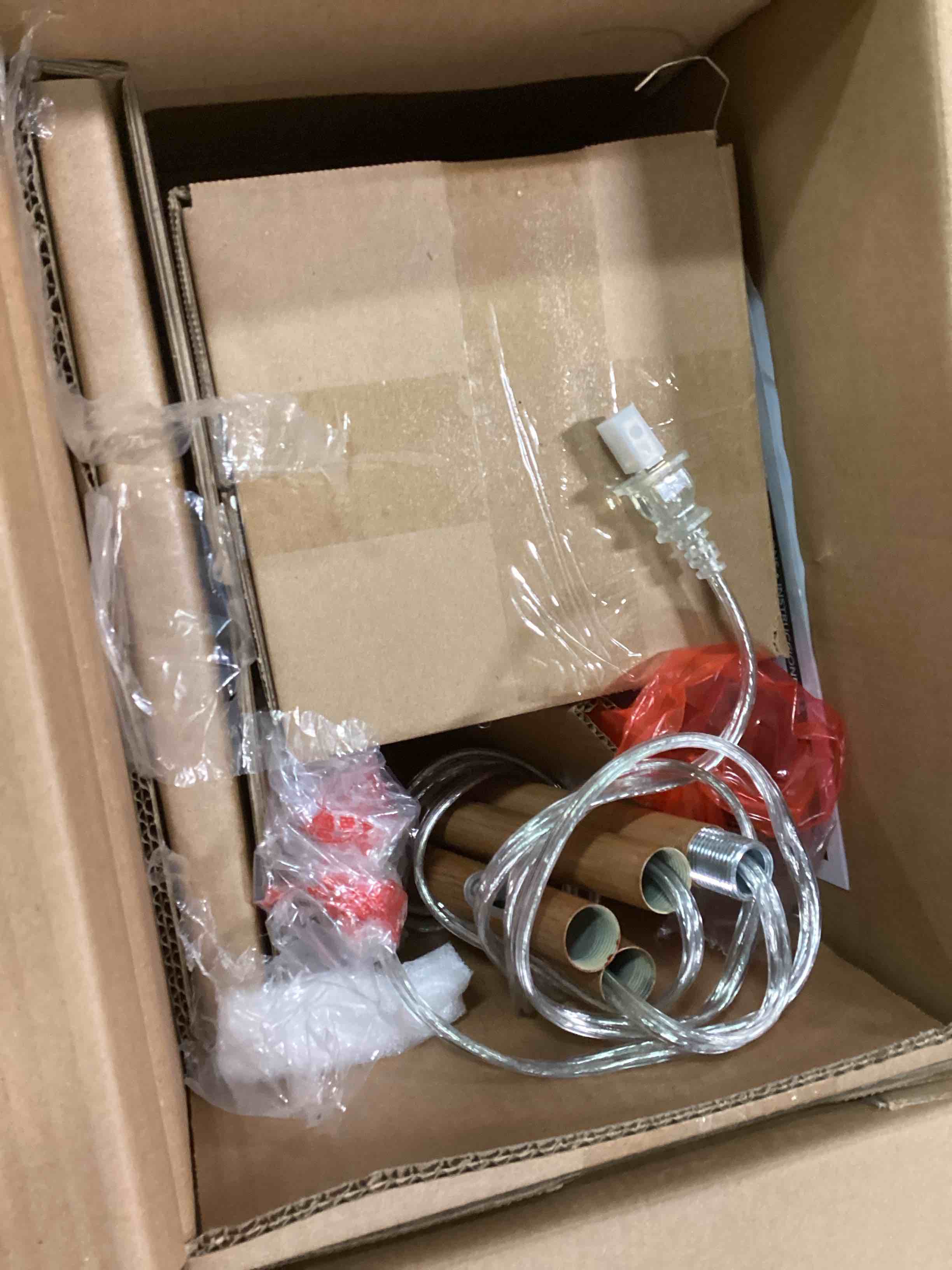 https://s3.amazonaws.com/lotting-images-prod/bidfta/GRA1728603_1734379212383.jpeg