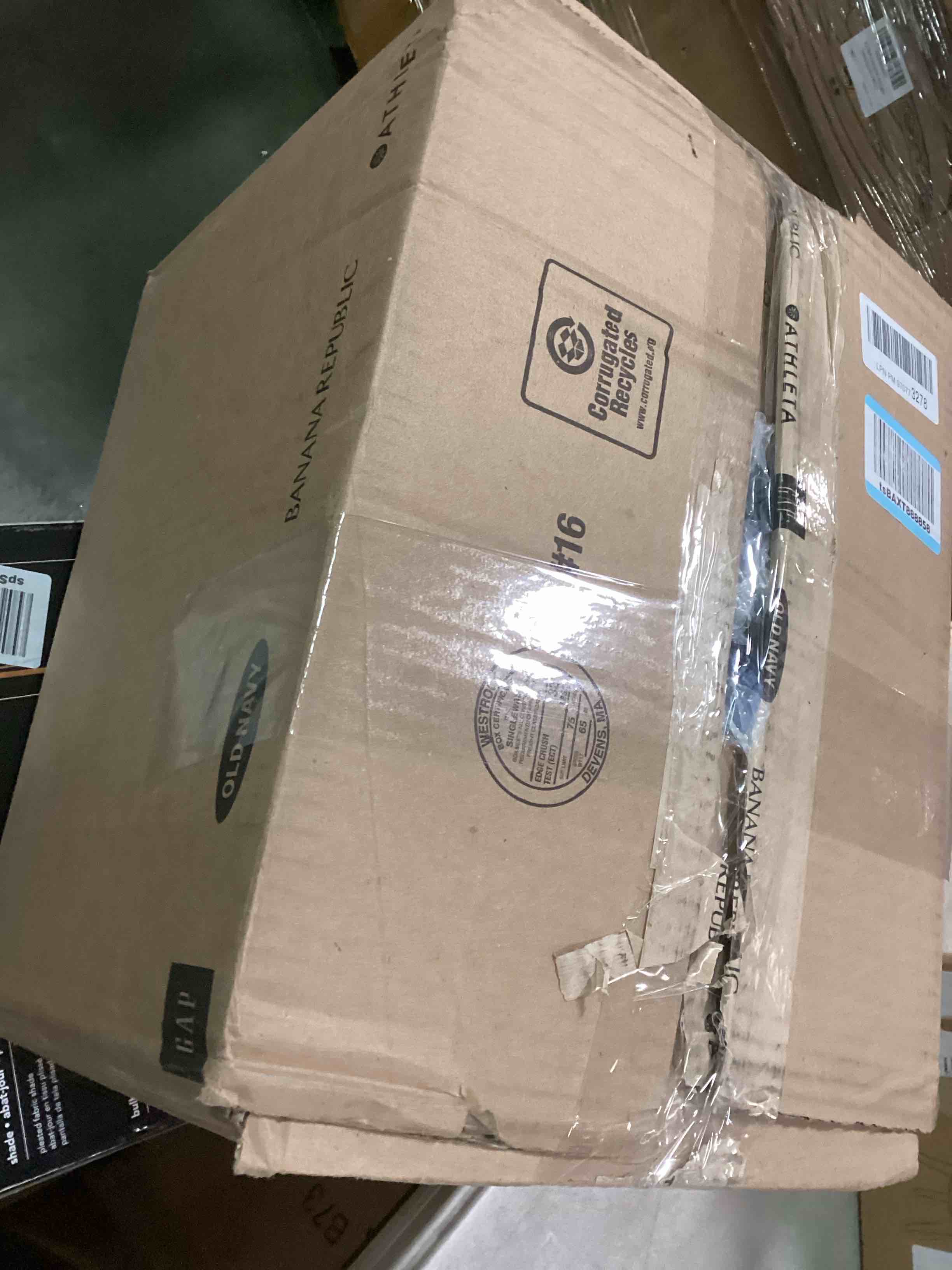 https://s3.amazonaws.com/lotting-images-prod/bidfta/GRA1728604_1734379154838.jpeg