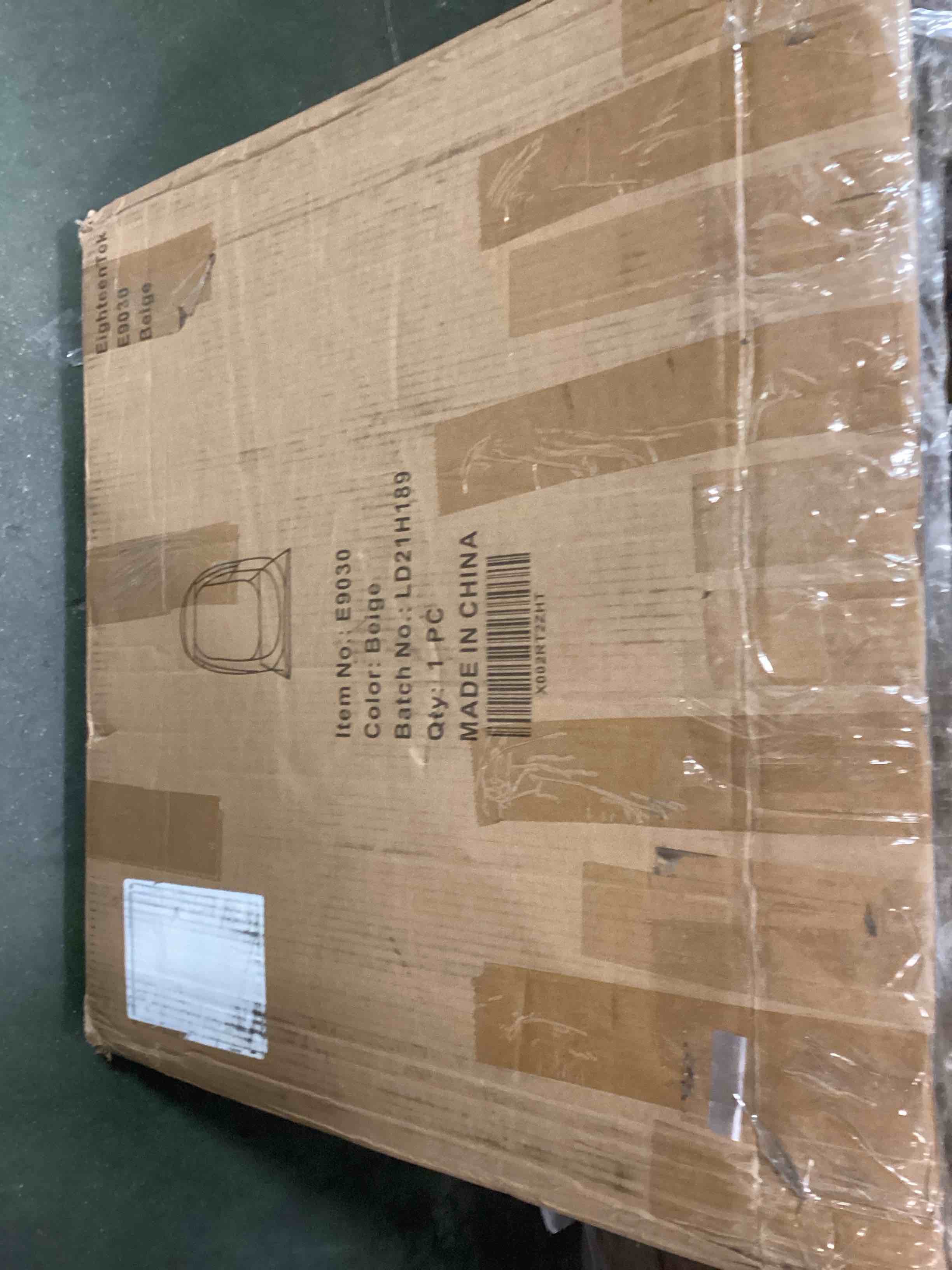 https://s3.amazonaws.com/lotting-images-prod/bidfta/GRA1728728_1734445589558.jpeg