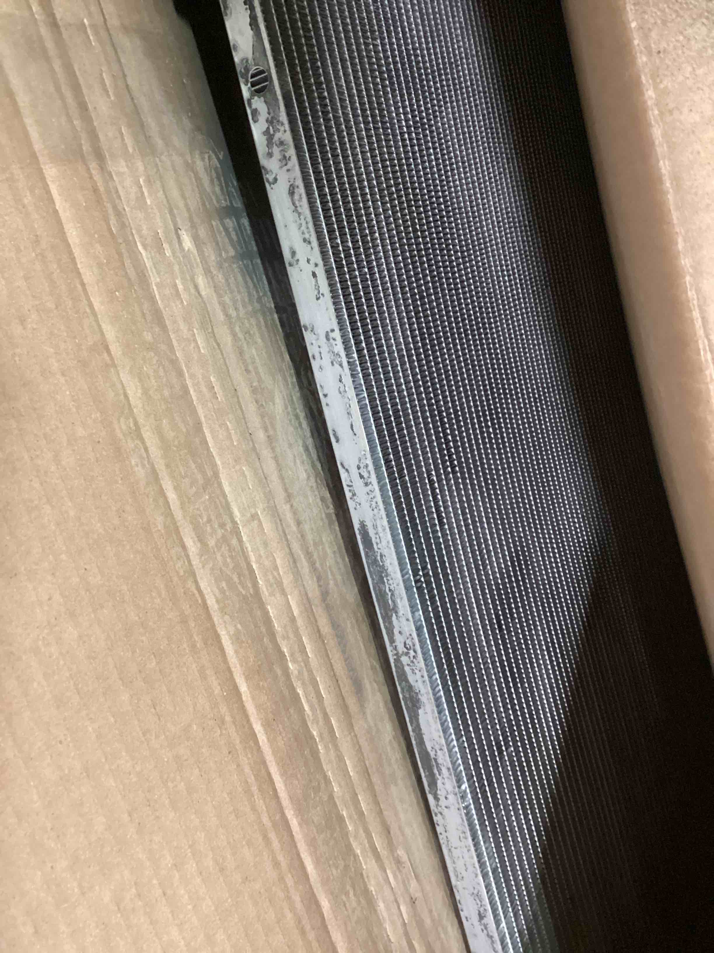 https://s3.amazonaws.com/lotting-images-prod/bidfta/GRA1728747_1734451380350.jpeg