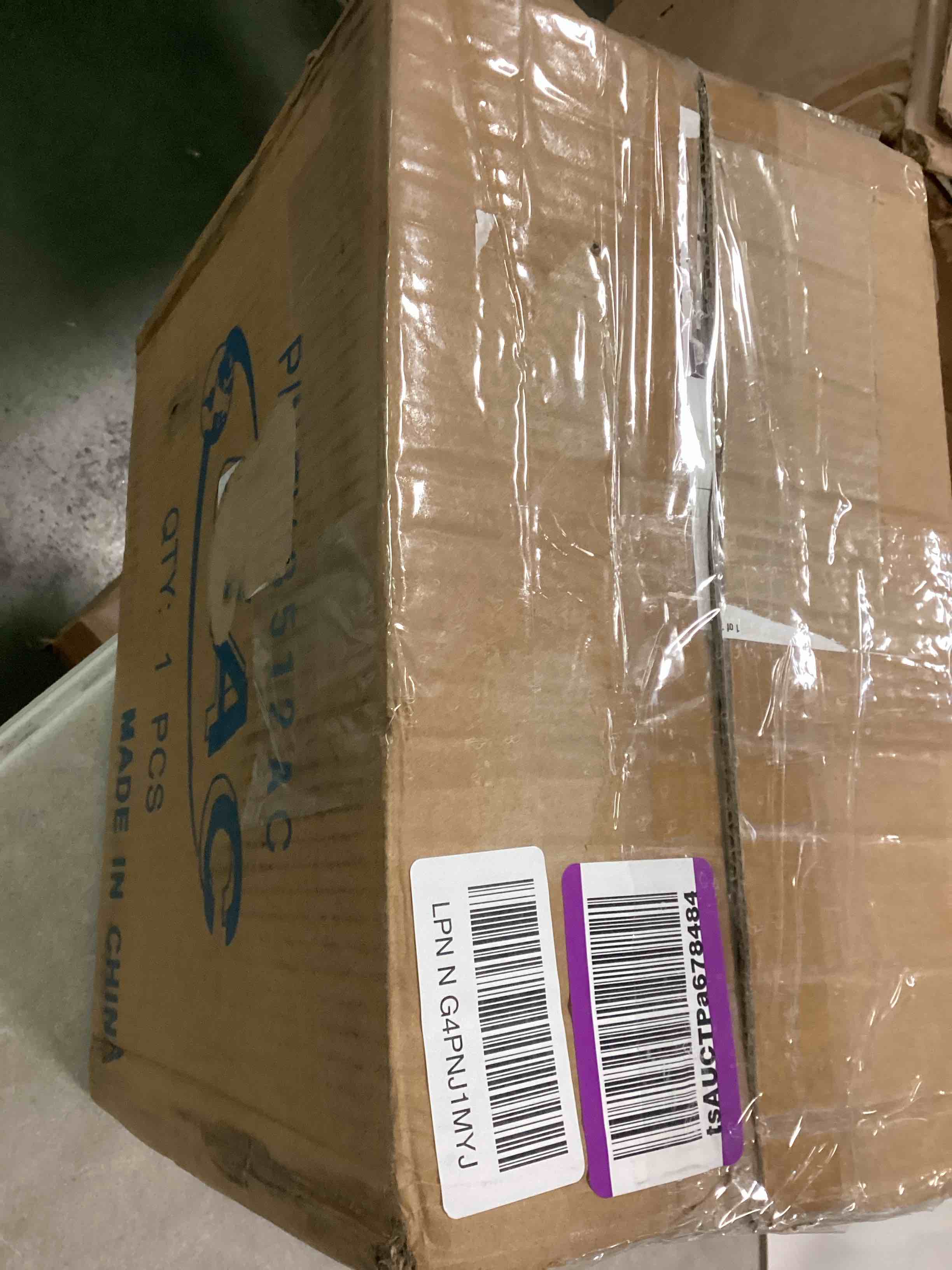 https://s3.amazonaws.com/lotting-images-prod/bidfta/GRA1728774_1734457693604.jpeg