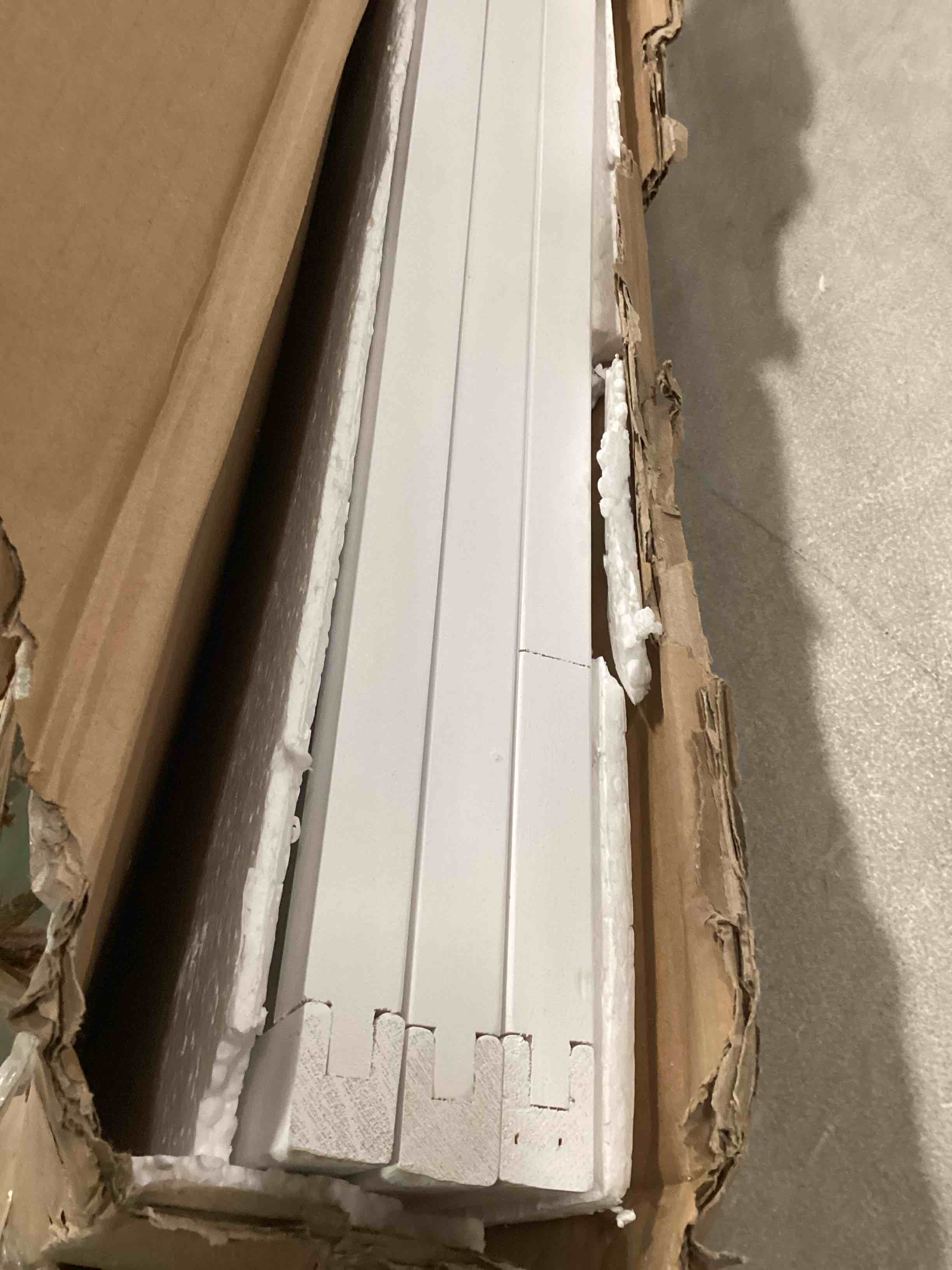 https://s3.amazonaws.com/lotting-images-prod/bidfta/GRA1728848_1734467557110.jpeg