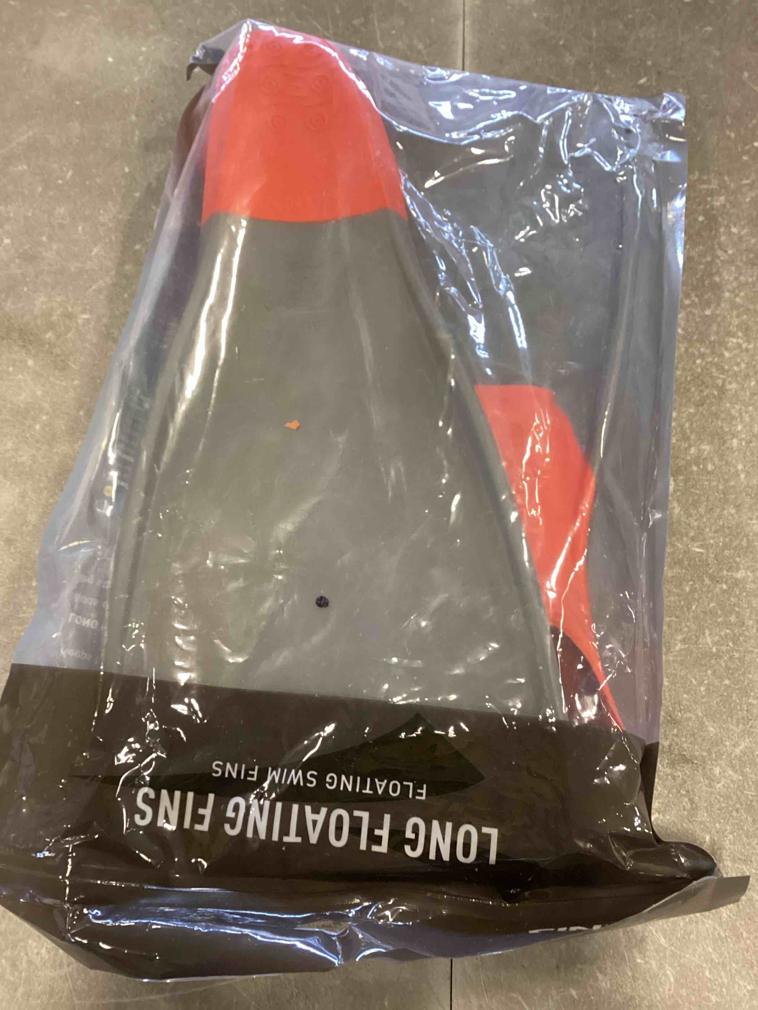 https://s3.amazonaws.com/lotting-images-prod/bidfta/GRA1730953_1734198594636.jpeg