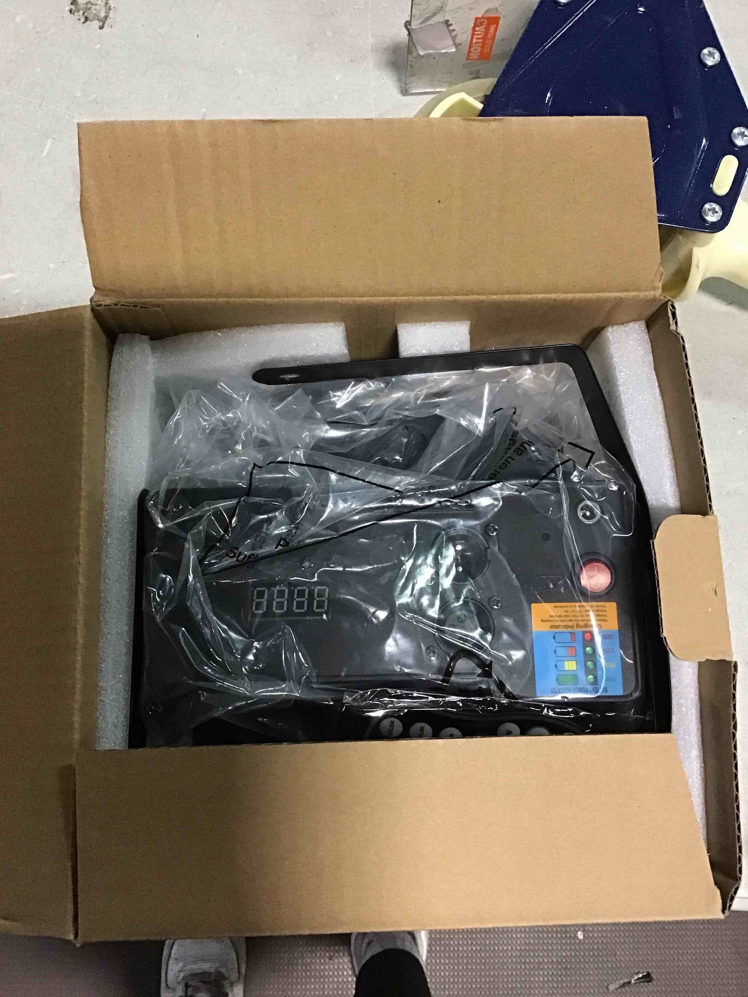 https://s3.amazonaws.com/lotting-images-prod/bidfta/GRA1732874_1733251233411.jpeg