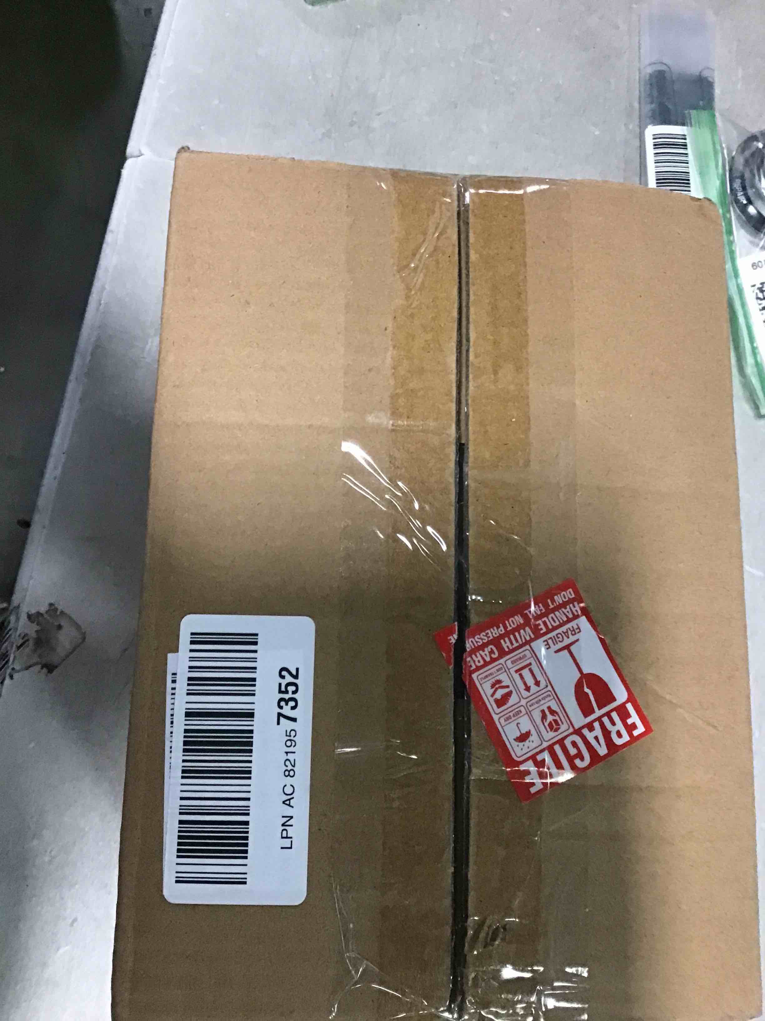 https://s3.amazonaws.com/lotting-images-prod/bidfta/GRA1733062_1733343324792.jpeg