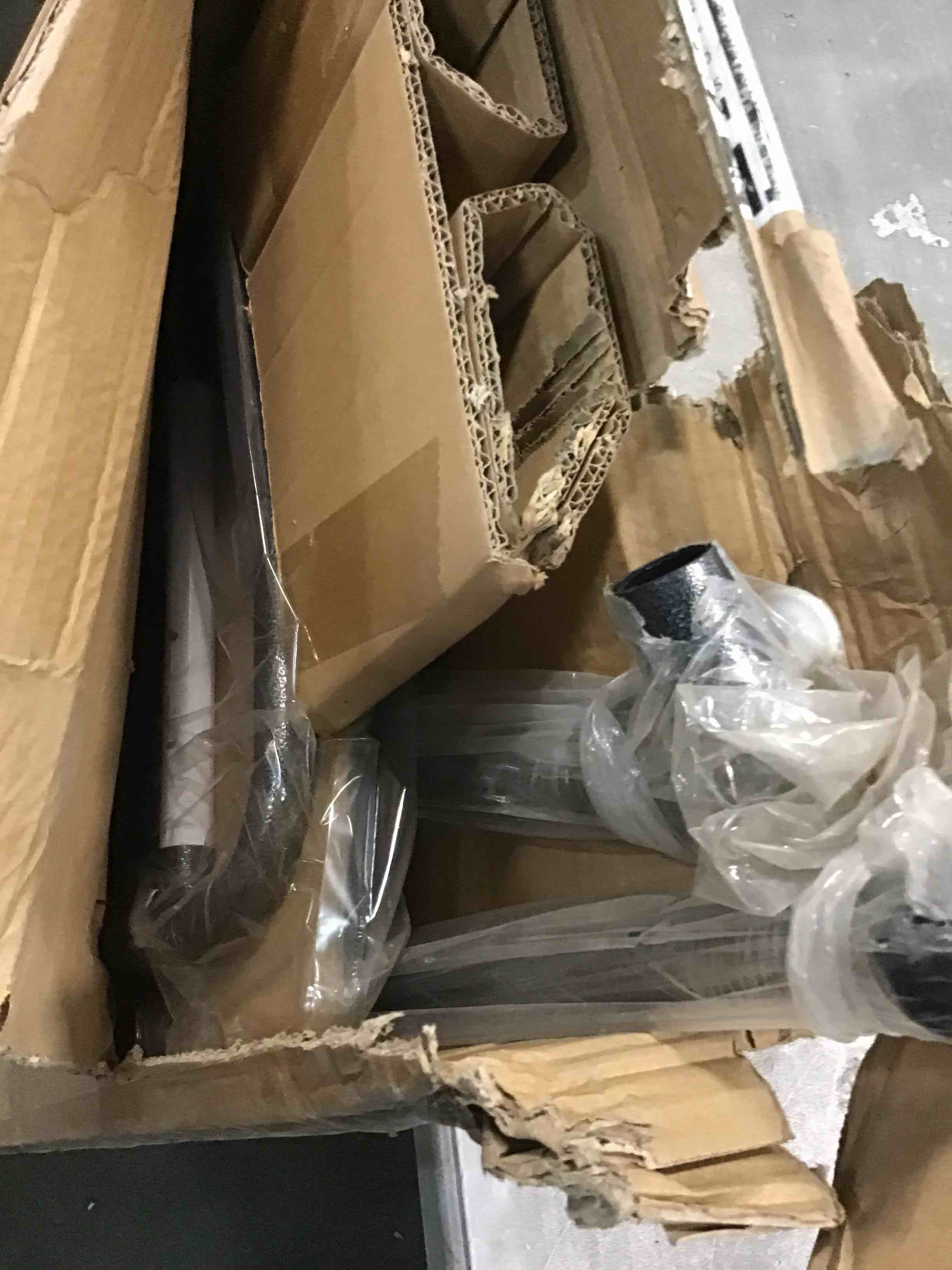 https://s3.amazonaws.com/lotting-images-prod/bidfta/GRA1735559_1733859985271.jpeg