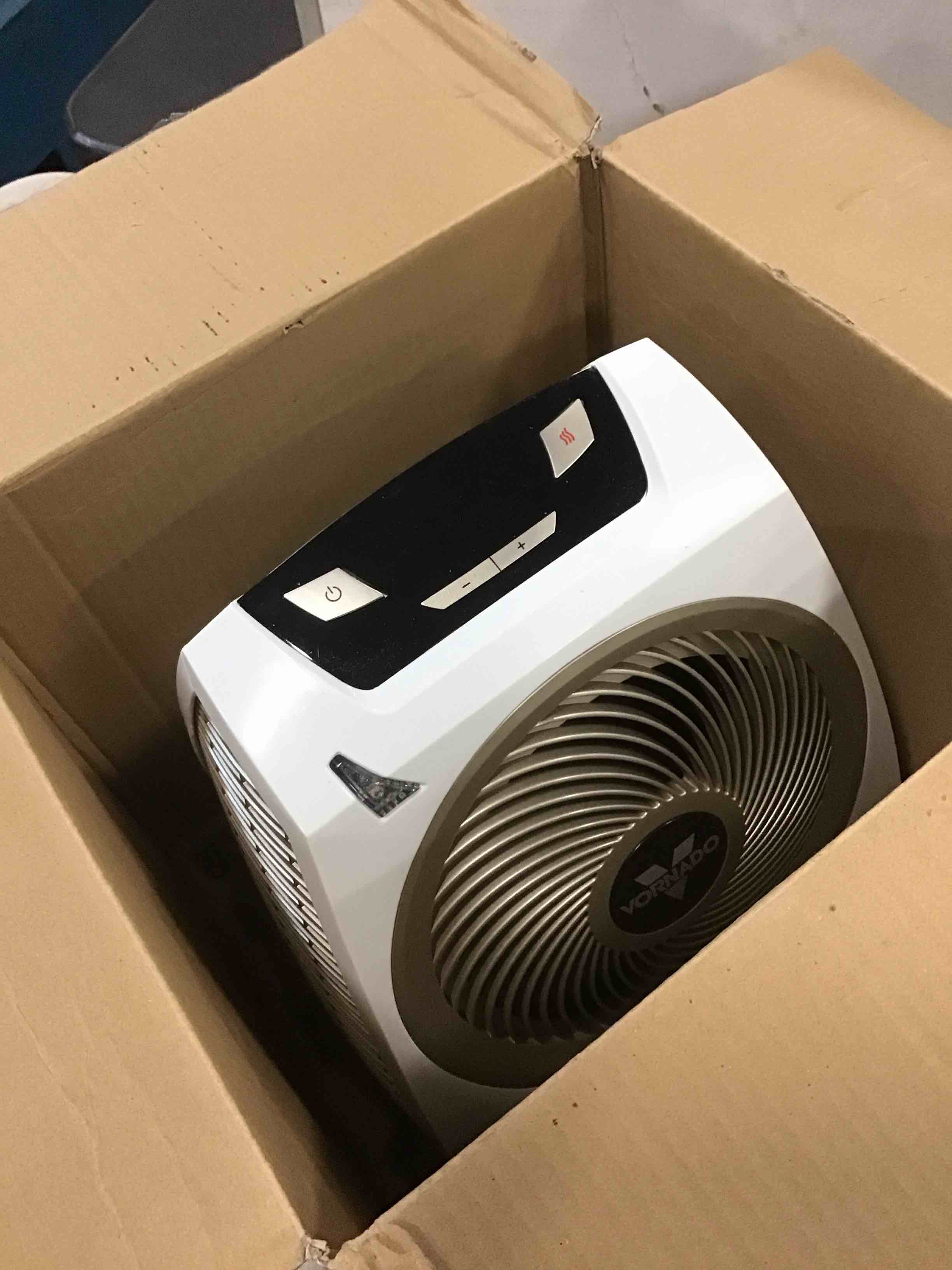 https://s3.amazonaws.com/lotting-images-prod/bidfta/GRA1737300_1734437110329.jpeg