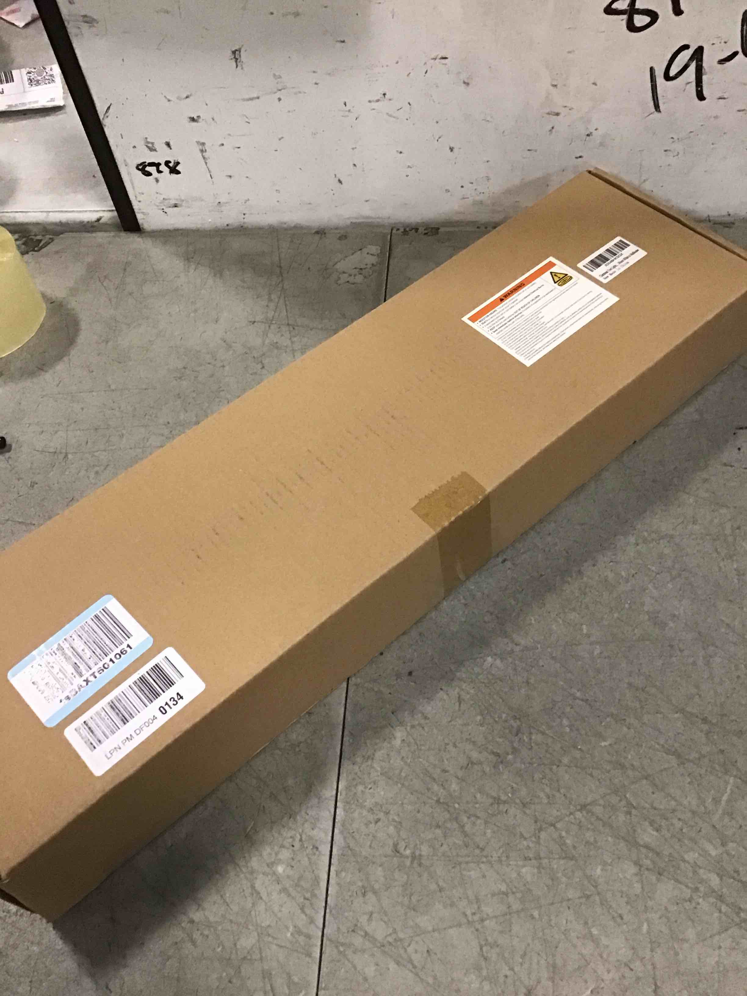 https://s3.amazonaws.com/lotting-images-prod/bidfta/GRA1737690_1734530926796.jpeg