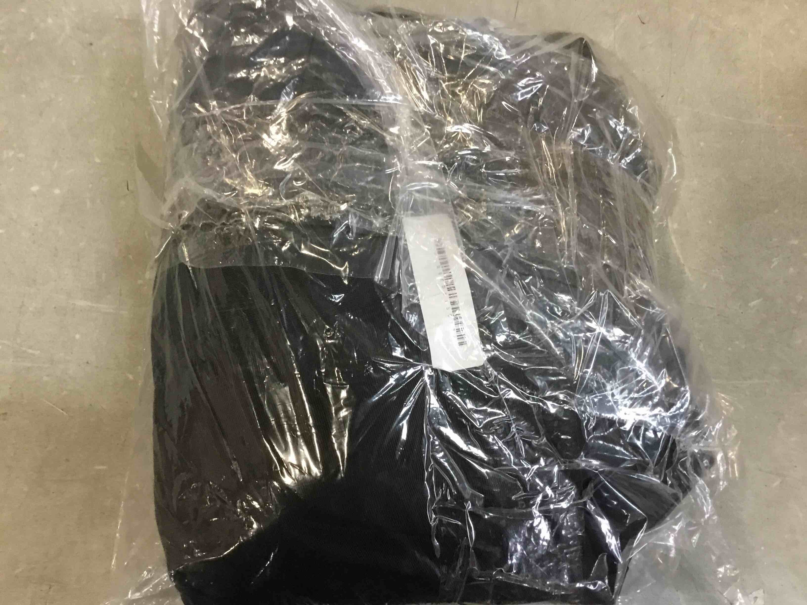 https://s3.amazonaws.com/lotting-images-prod/bidfta/GRA1738545_1733328022598.jpeg