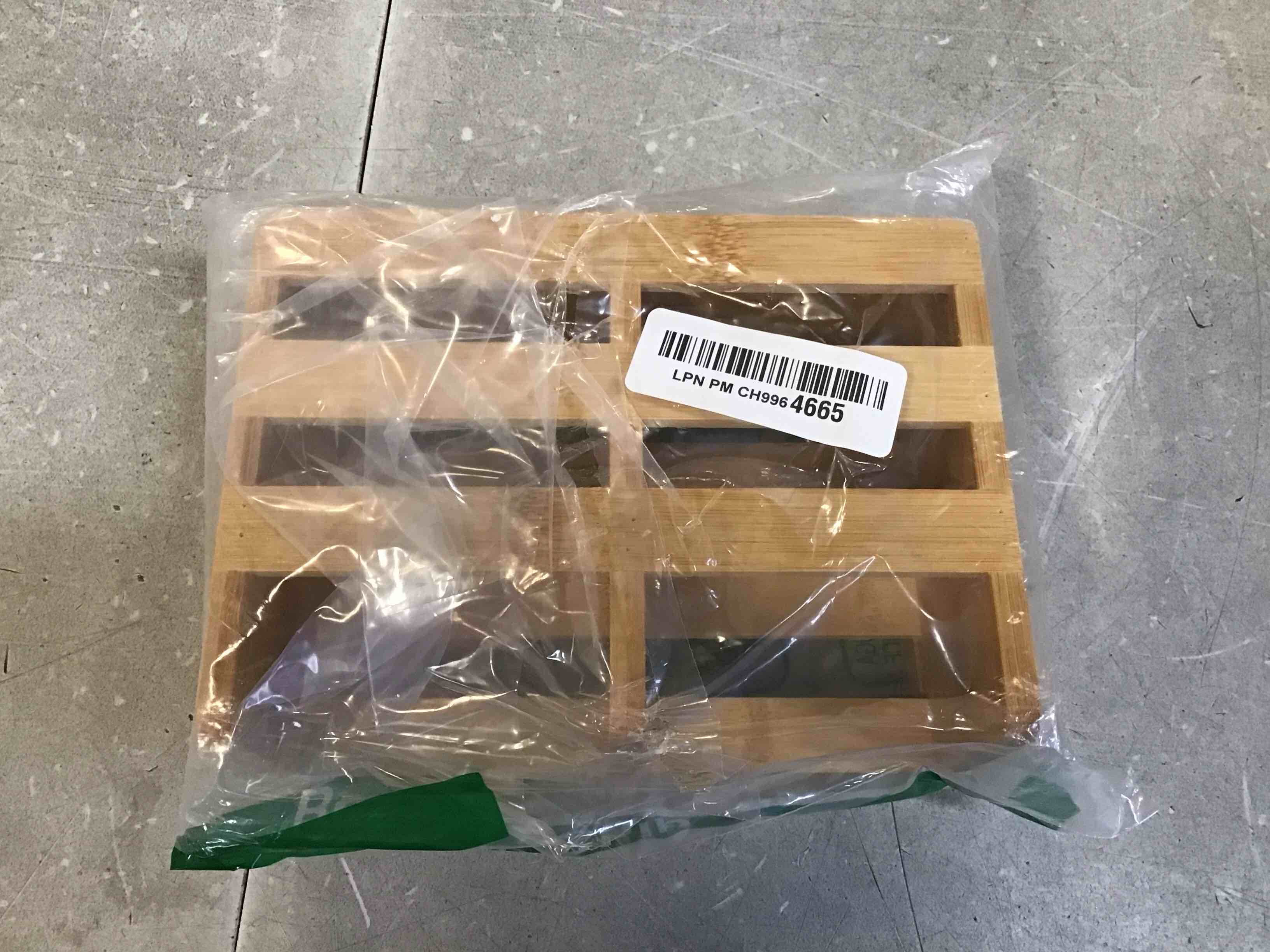 https://s3.amazonaws.com/lotting-images-prod/bidfta/GRA1739054_1734032783606.jpeg