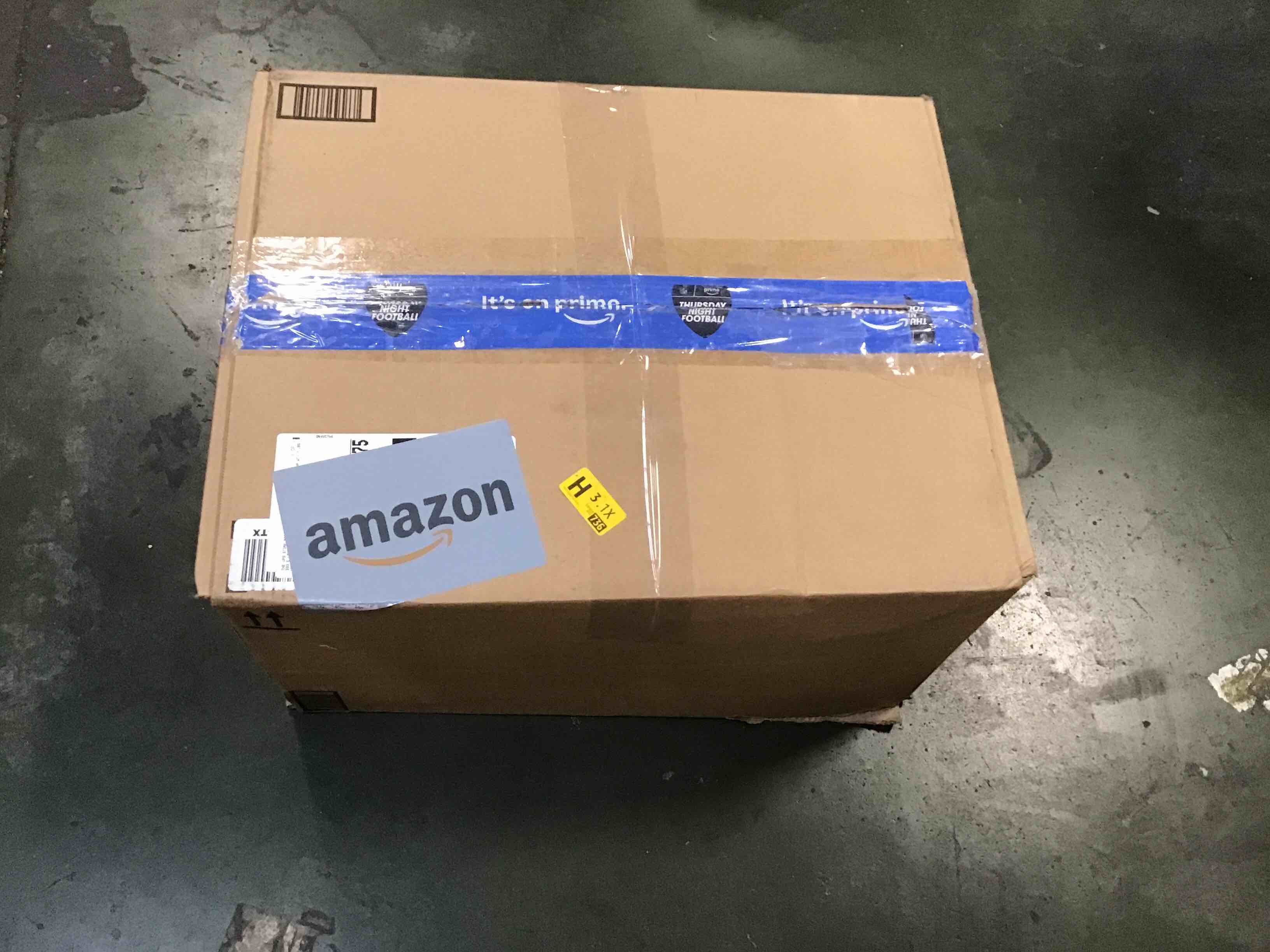 https://s3.amazonaws.com/lotting-images-prod/bidfta/GRA1739583_1734640515804.jpeg