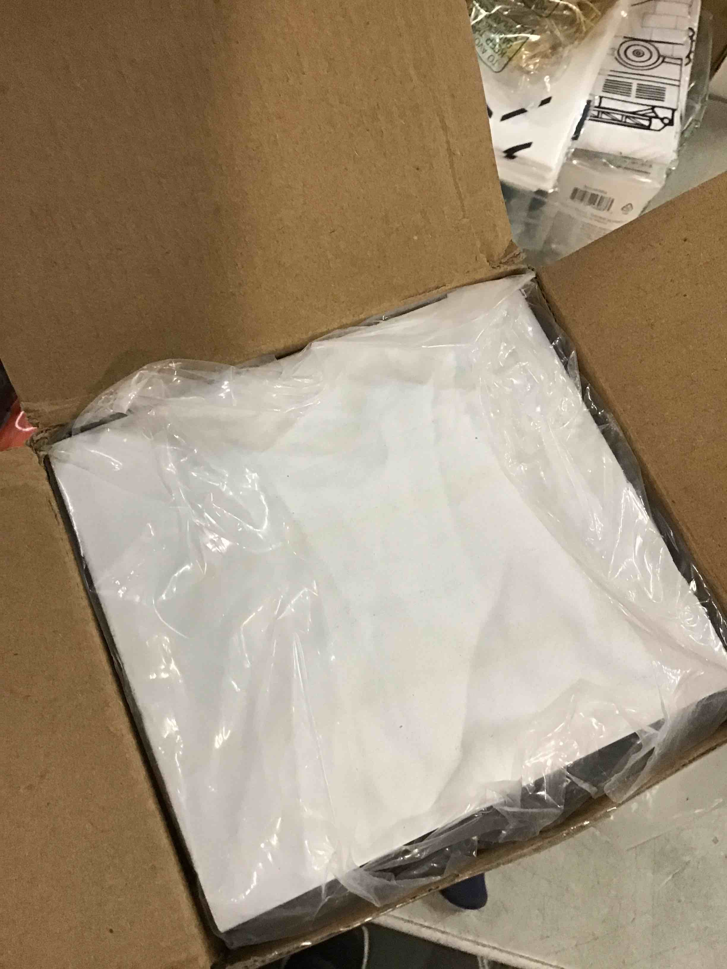https://s3.amazonaws.com/lotting-images-prod/bidfta/GRA1741087_1732896791444.jpeg