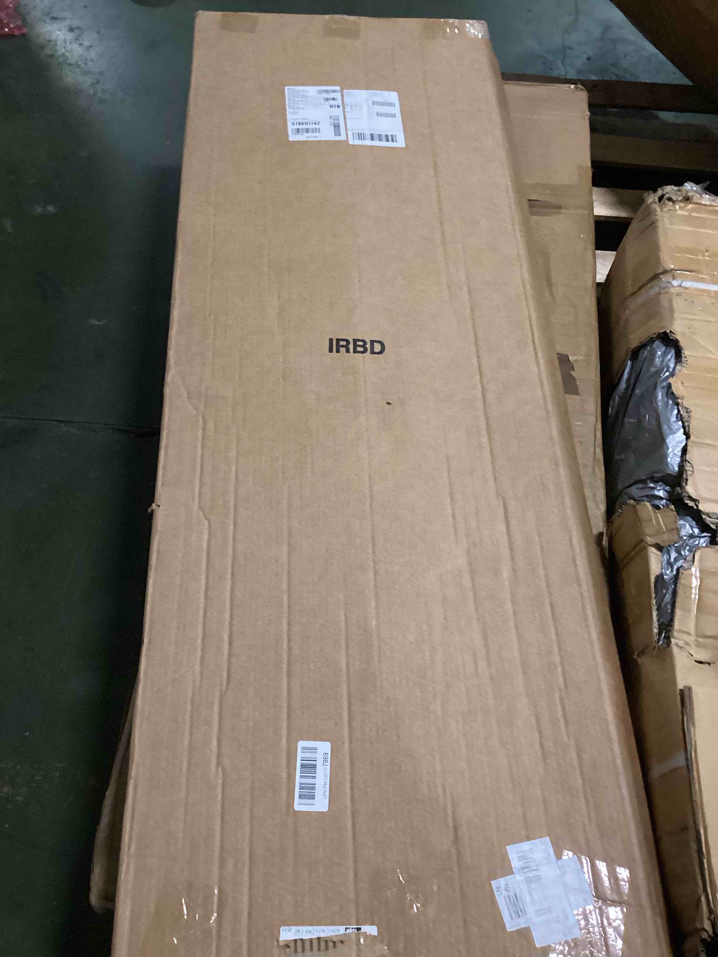 https://s3.amazonaws.com/lotting-images-prod/bidfta/GRA1741826_1733268732903.jpeg