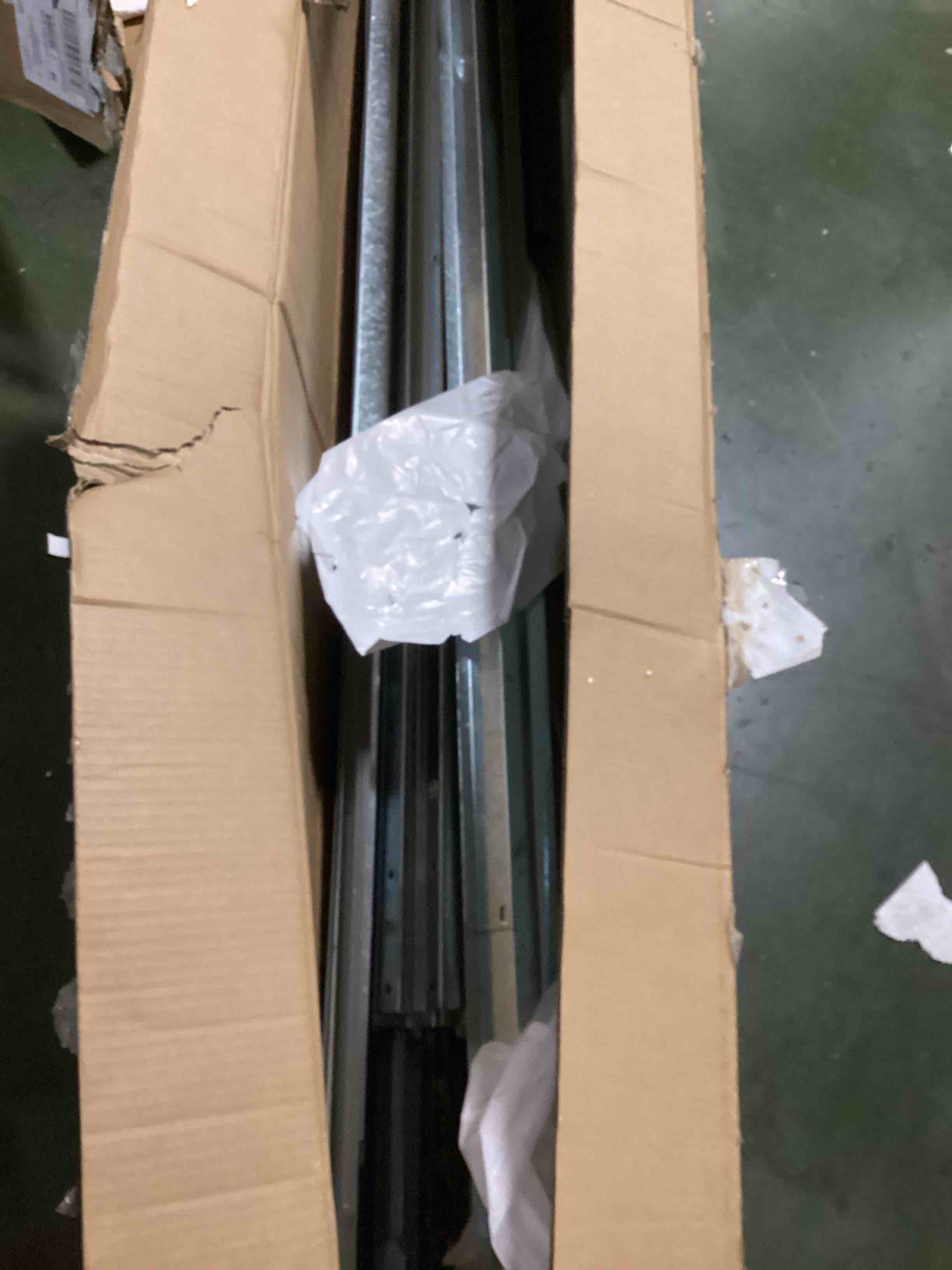 https://s3.amazonaws.com/lotting-images-prod/bidfta/GRA1742173_1733531084673.jpeg