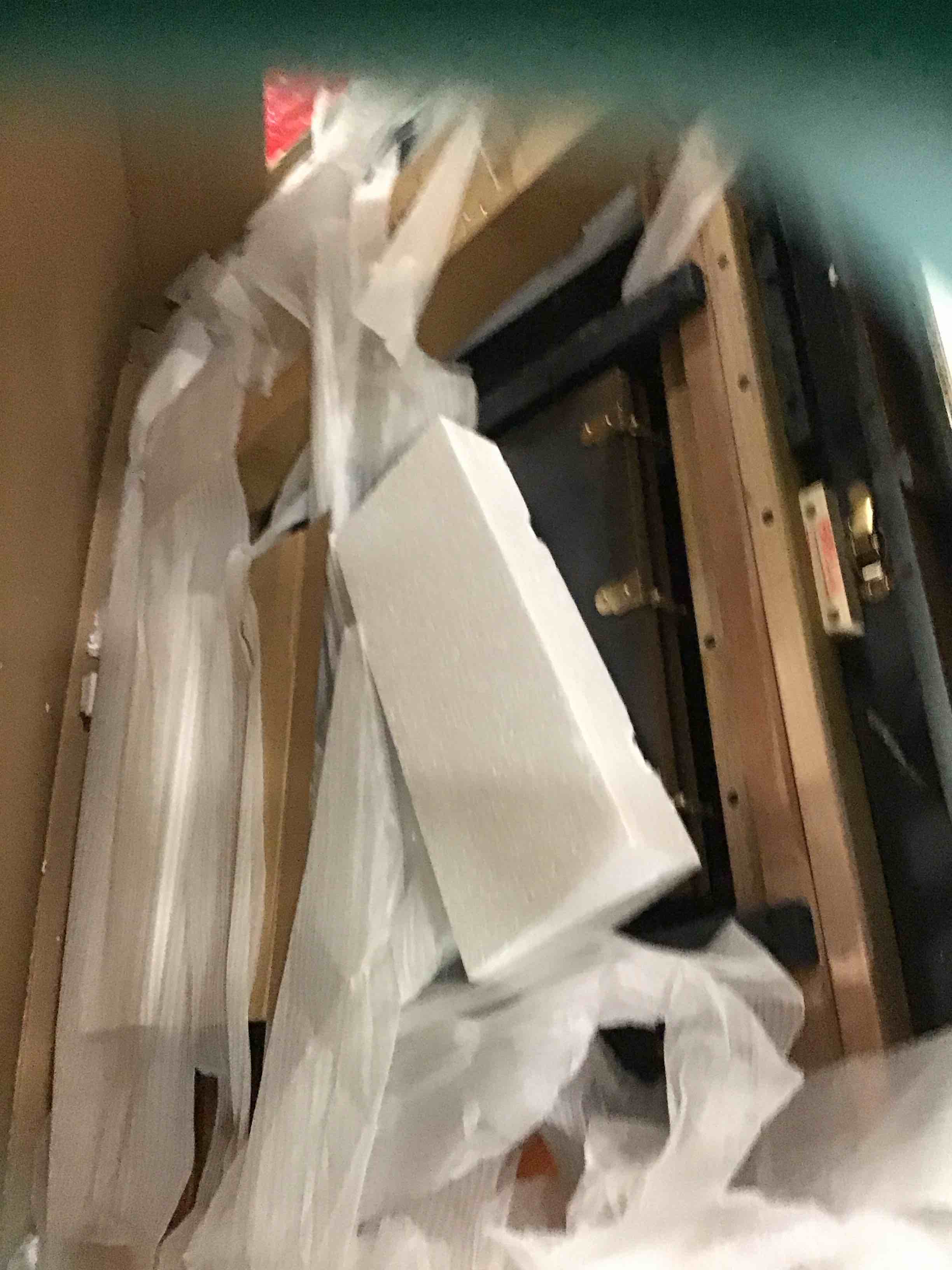 https://s3.amazonaws.com/lotting-images-prod/bidfta/GRA1742329_1733869777466.jpeg
