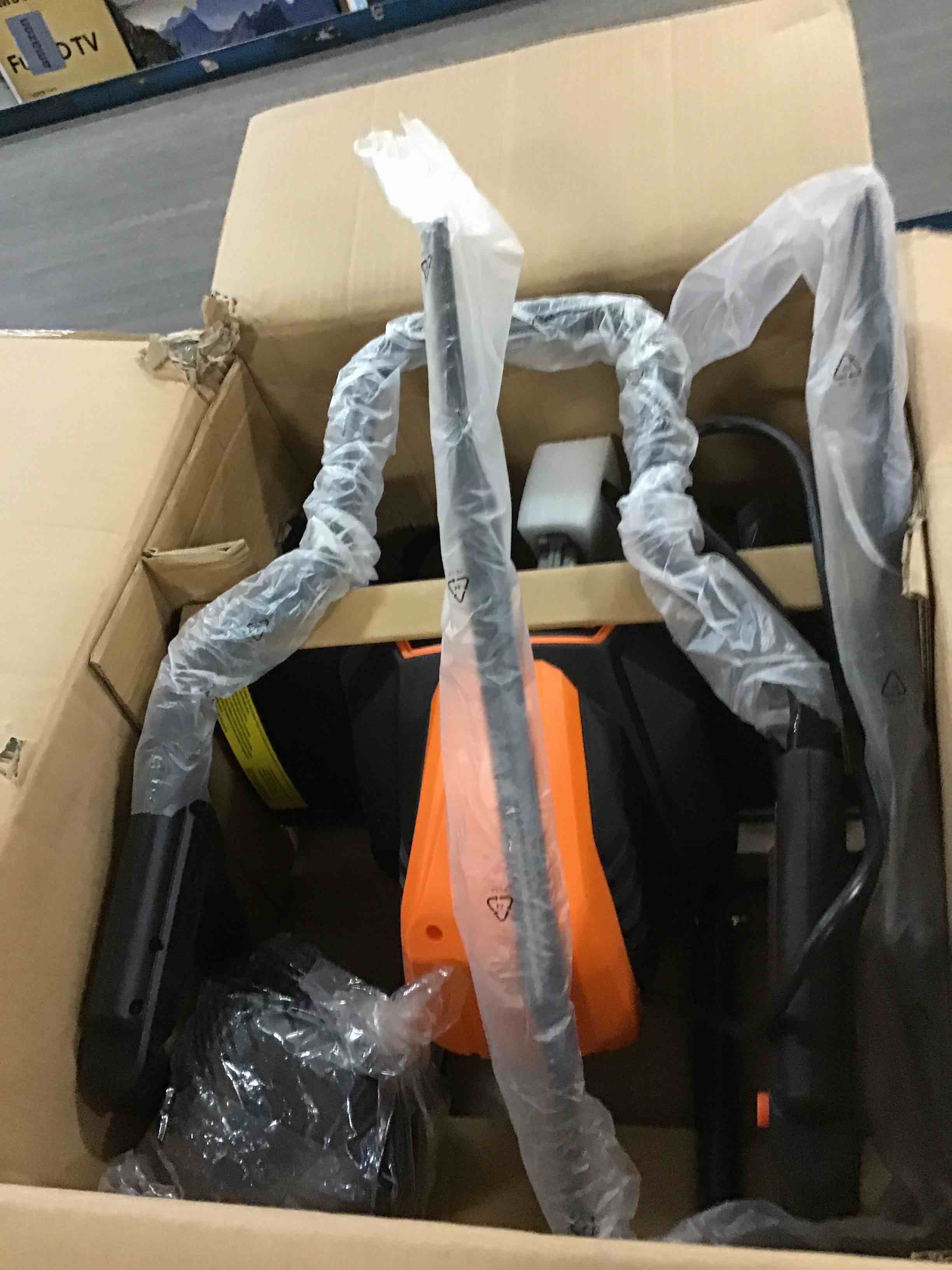 Condition photo showing Good Condition for LawnMaster TE1318W1 Corded Electric Tiller 13.5-Amp 18-Inch Orange