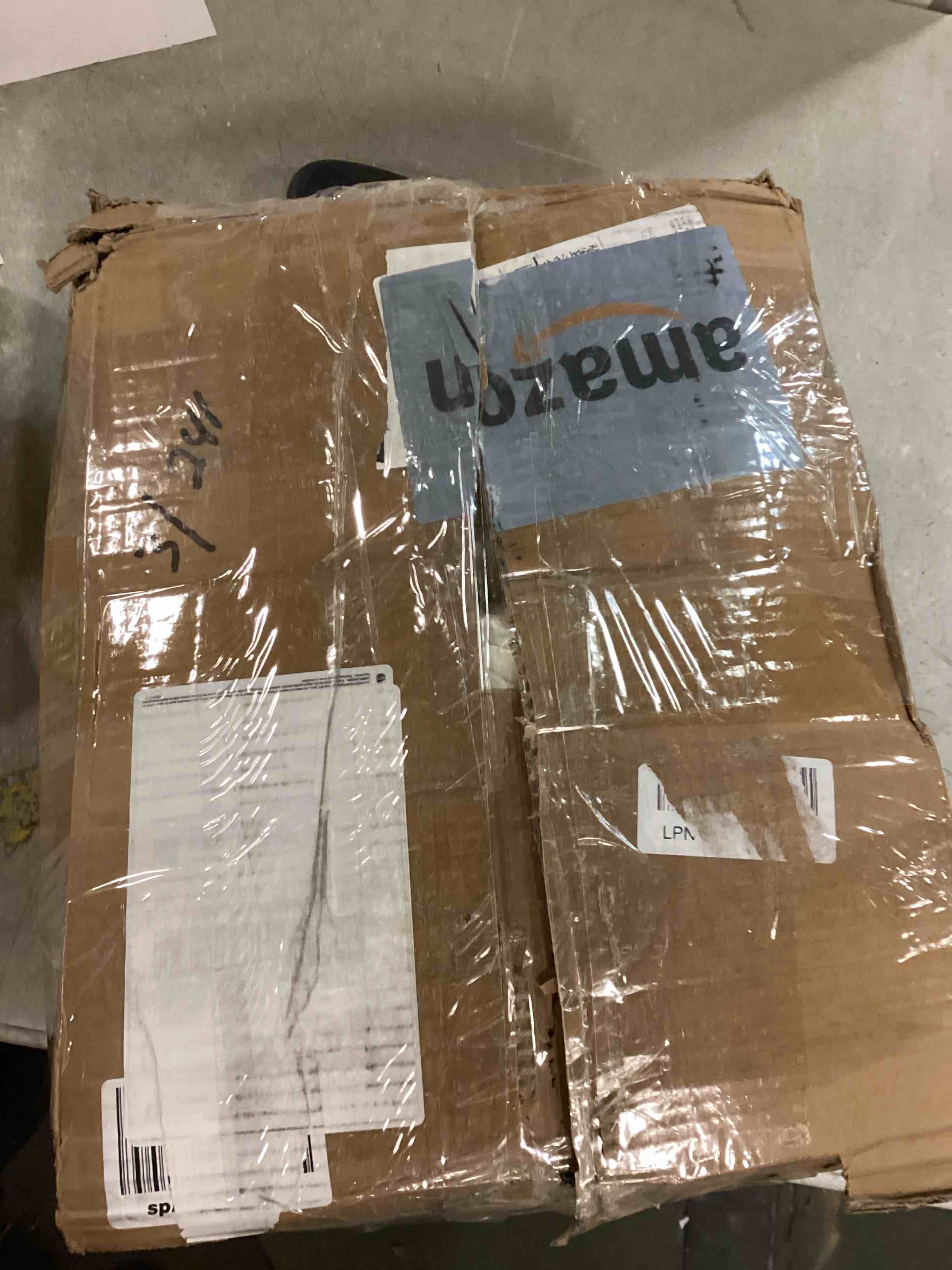 https://s3.amazonaws.com/lotting-images-prod/bidfta/GRA1742902_1734135409487.jpeg