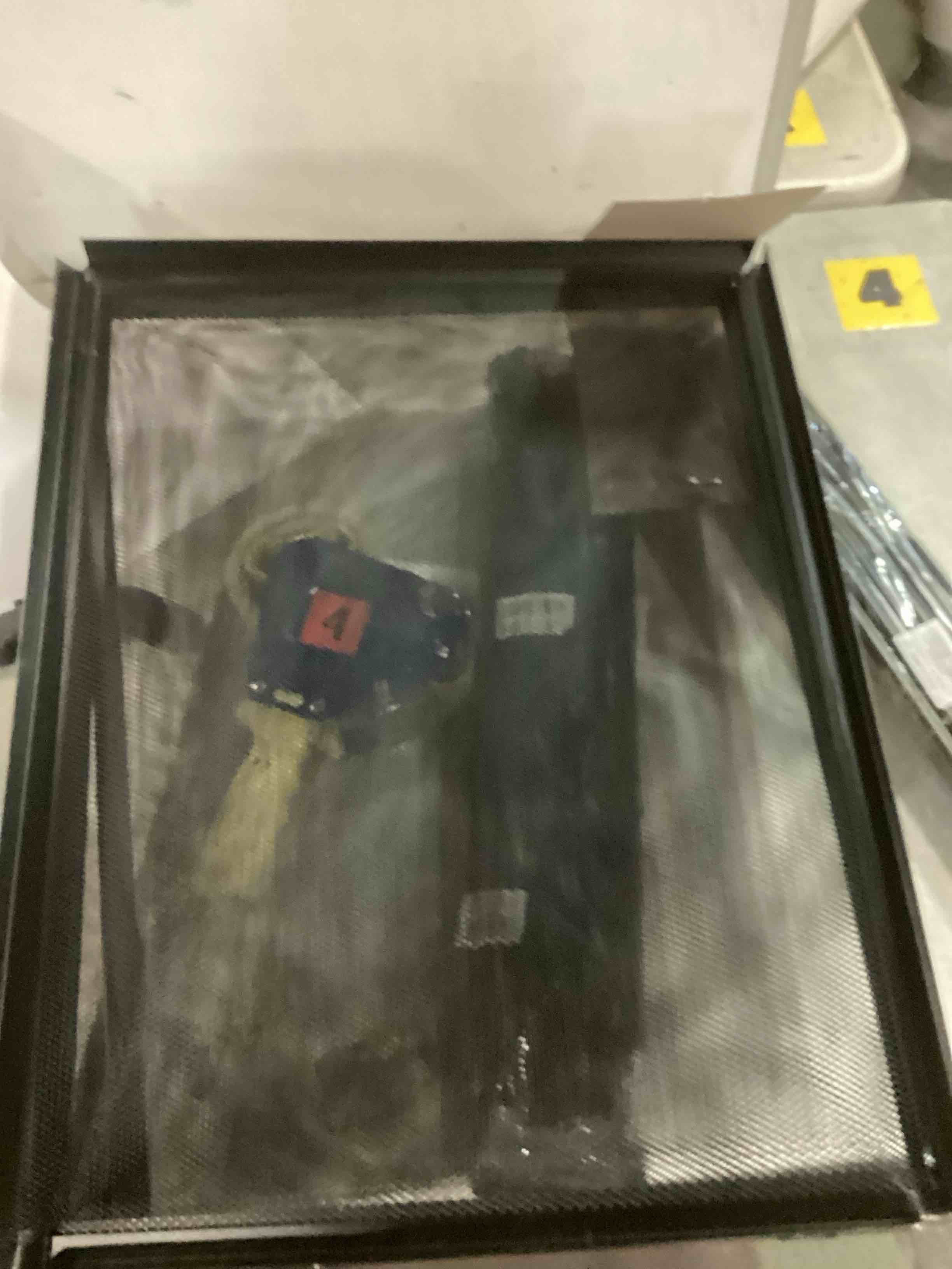 https://s3.amazonaws.com/lotting-images-prod/bidfta/GRA1743090_1734398828108.jpeg