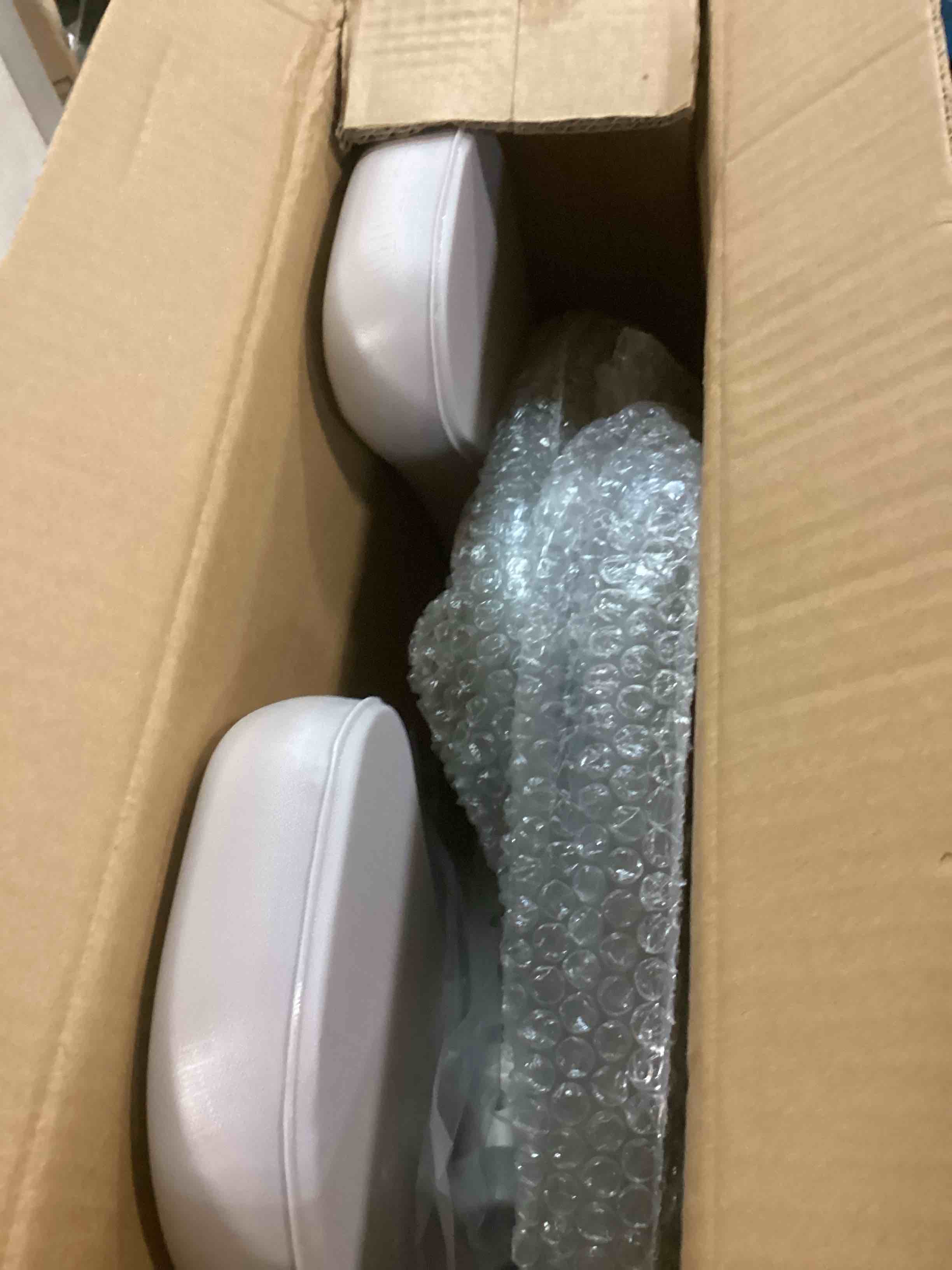 https://s3.amazonaws.com/lotting-images-prod/bidfta/GRA1743317_1734483170237.jpeg