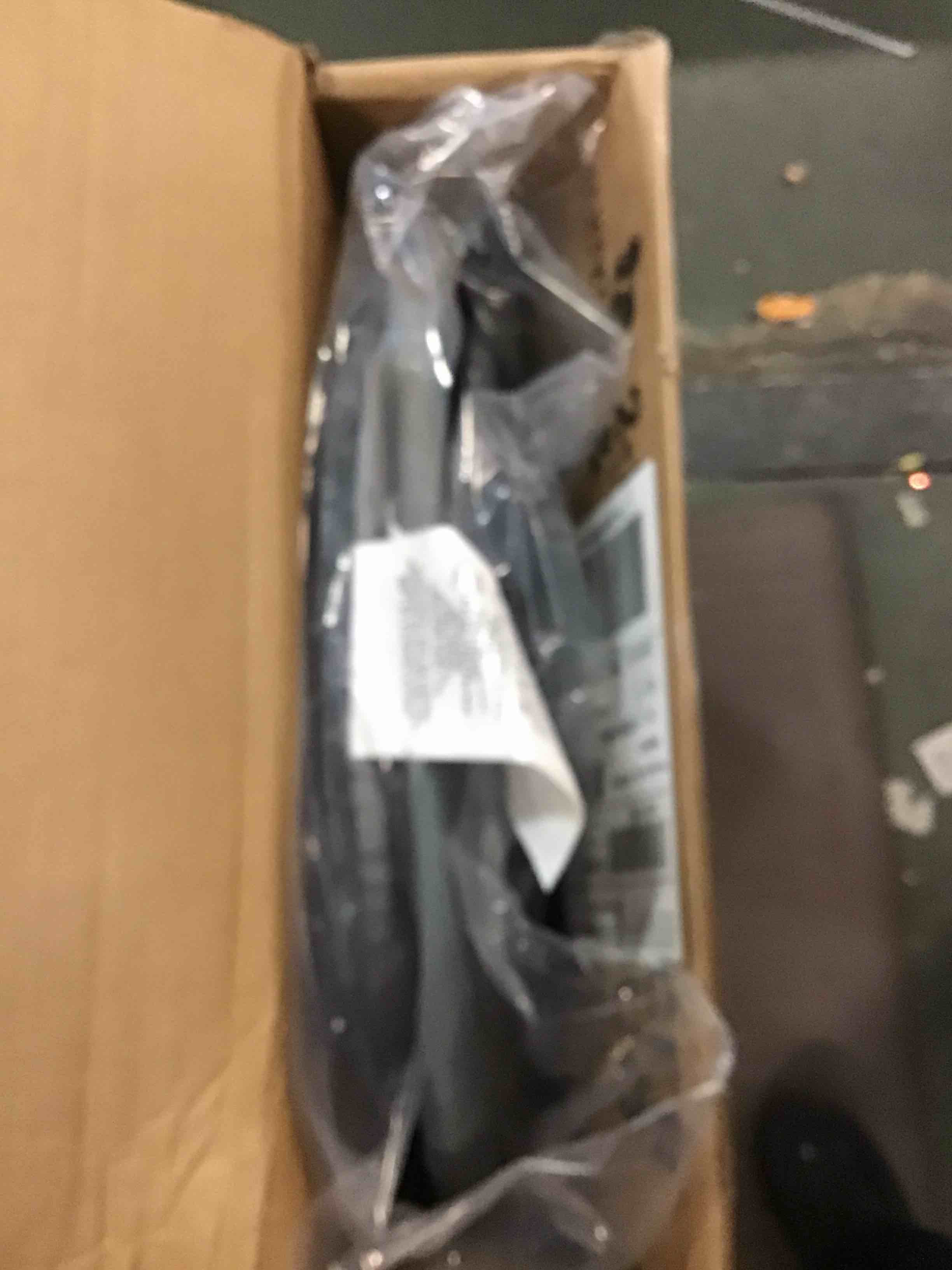 https://s3.amazonaws.com/lotting-images-prod/bidfta/GRA1743578_1734572813493.jpeg