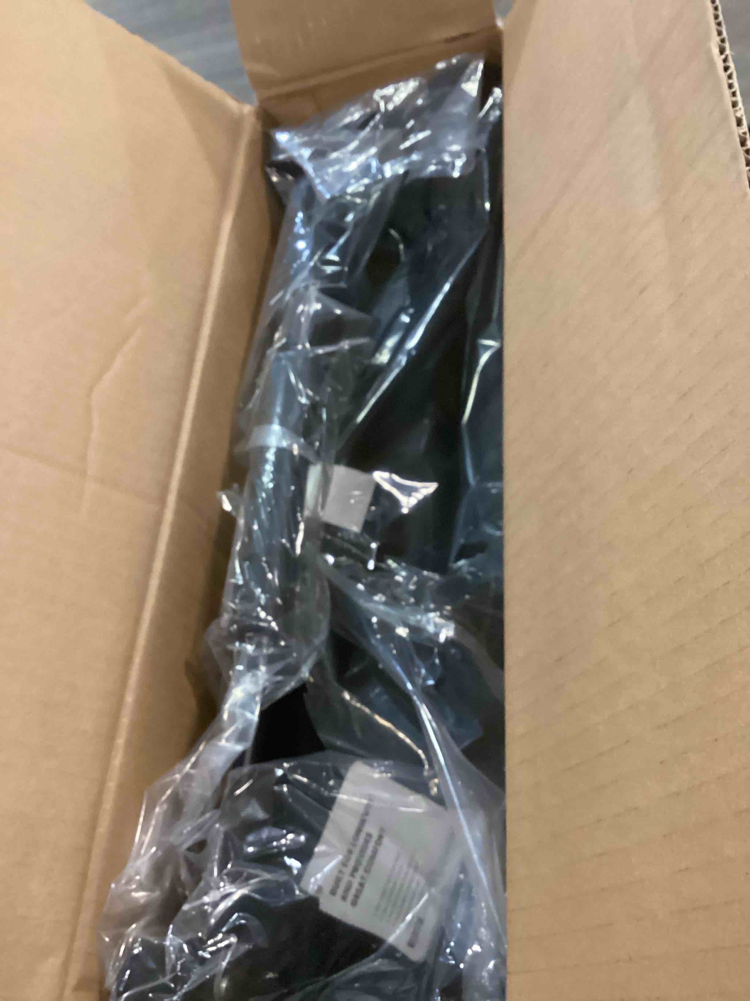 https://s3.amazonaws.com/lotting-images-prod/bidfta/GRA1743764_1734653986000.jpeg