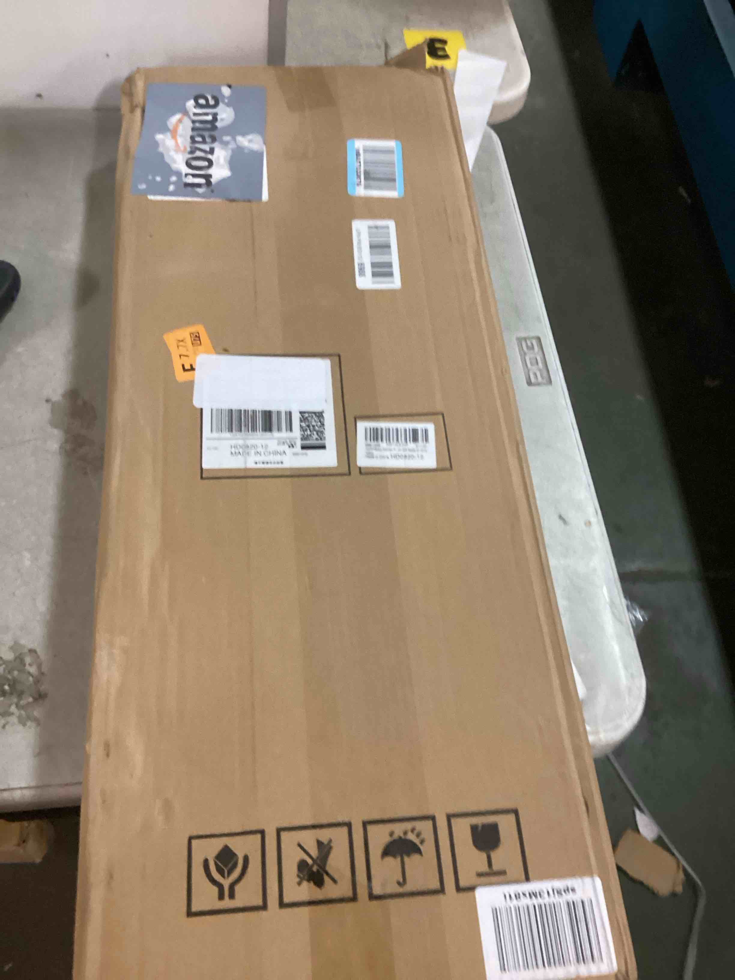 https://s3.amazonaws.com/lotting-images-prod/bidfta/GRA1743775_1734655003794.jpeg