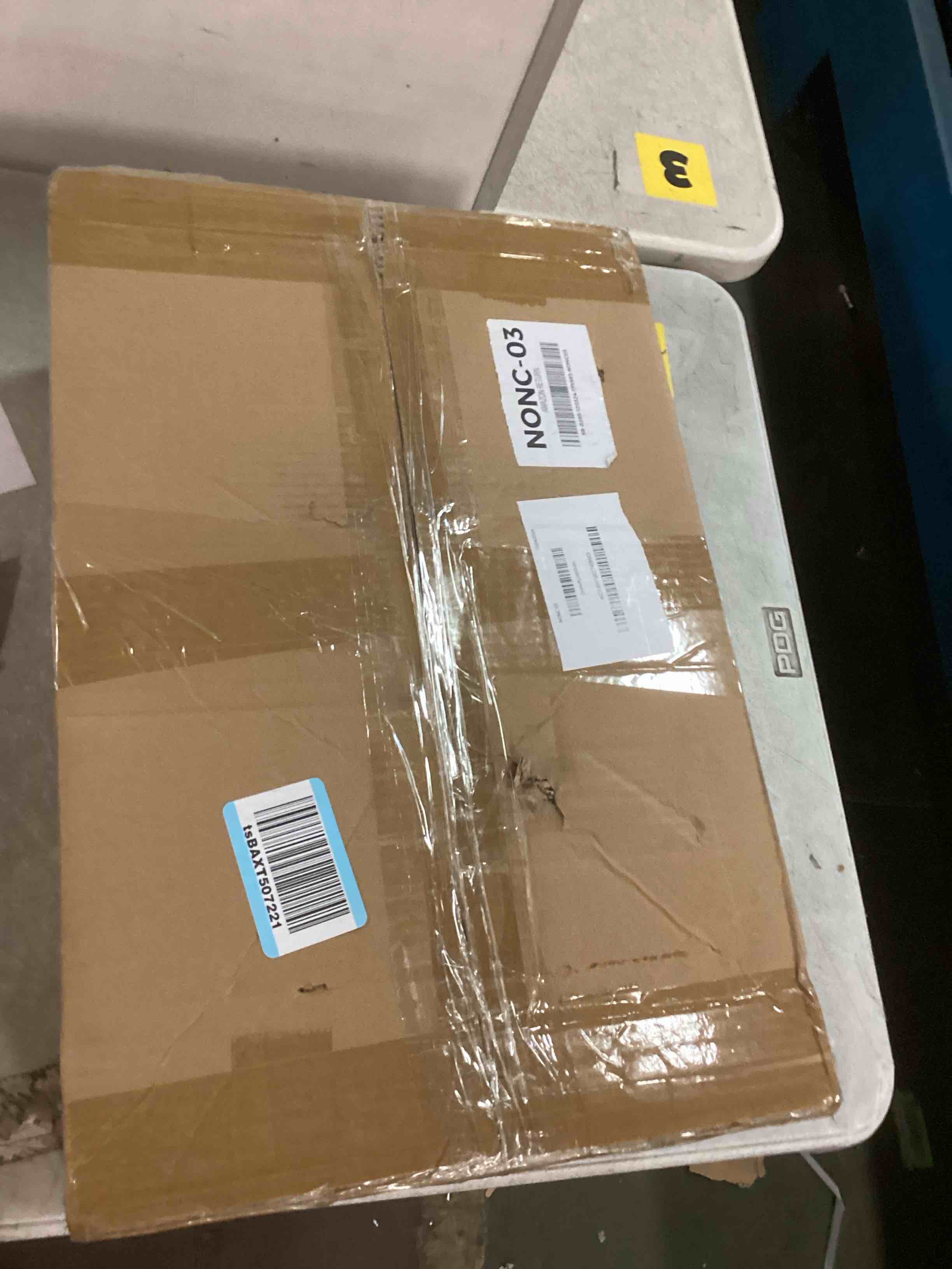 https://s3.amazonaws.com/lotting-images-prod/bidfta/GRA1743787_1734656185302.jpeg