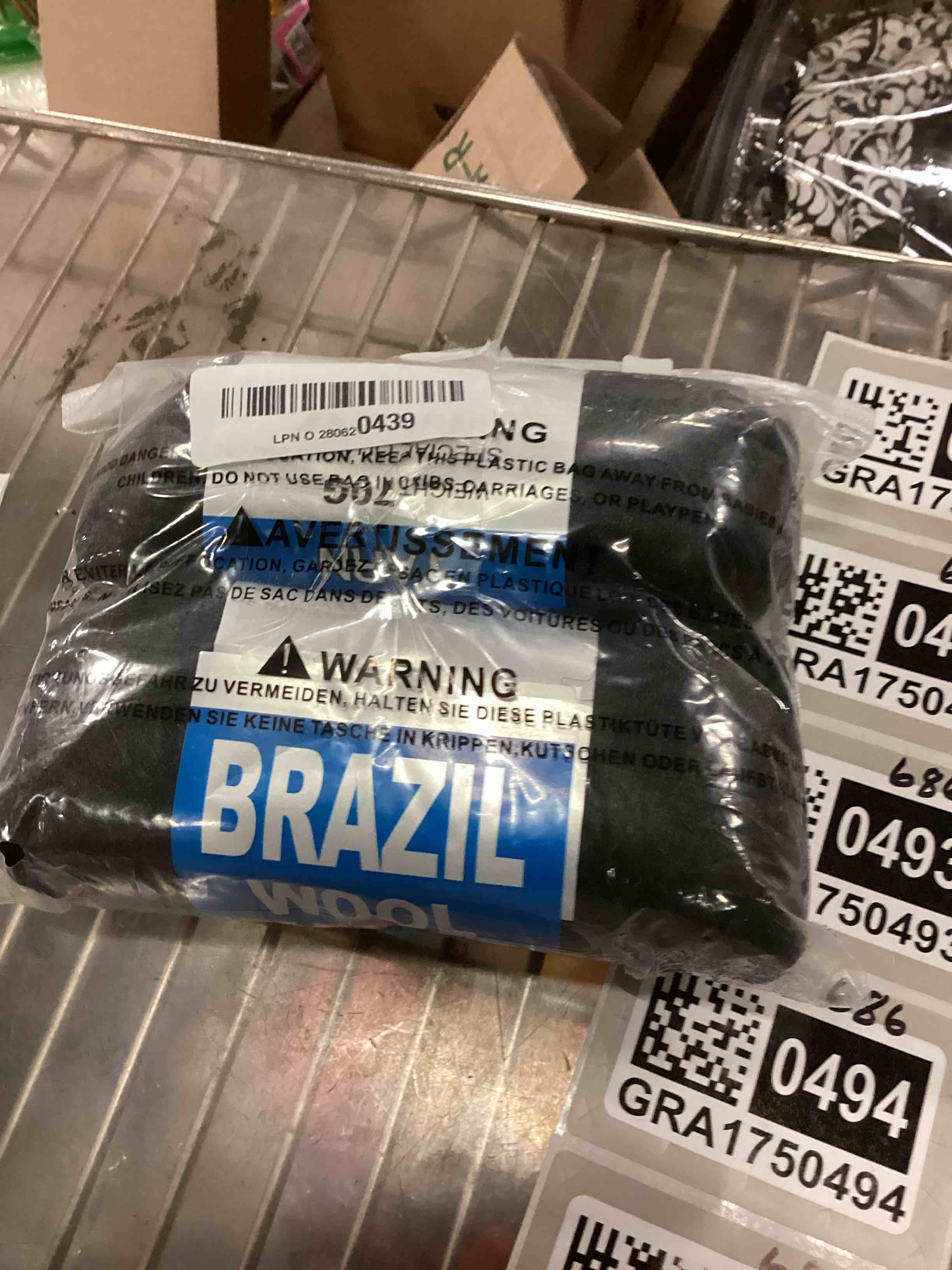 https://s3.amazonaws.com/lotting-images-prod/bidfta/GRA1750490_1743517178324.jpeg
