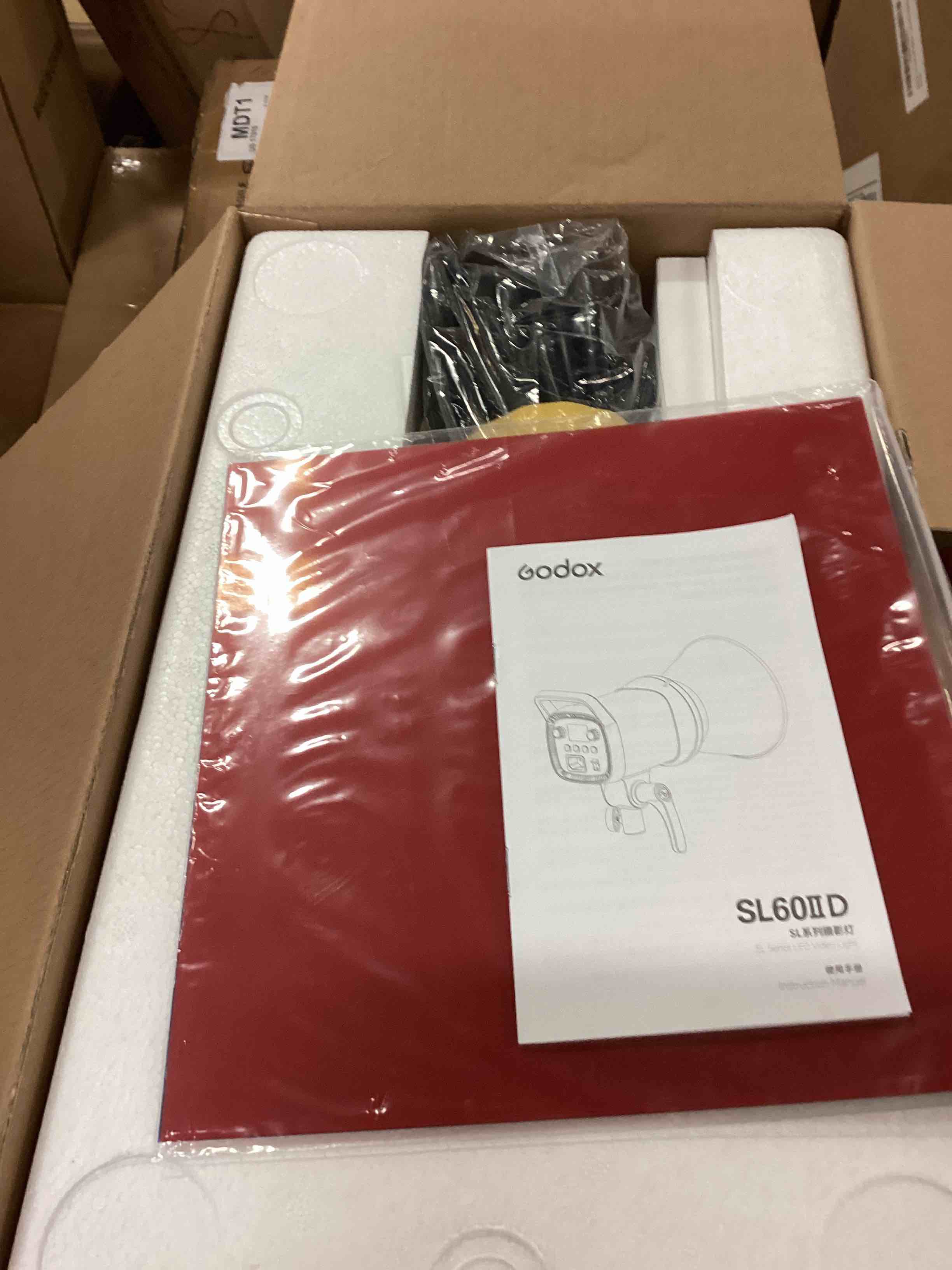 https://s3.amazonaws.com/lotting-images-prod/bidfta/GRA1751480_1745593734910.jpeg