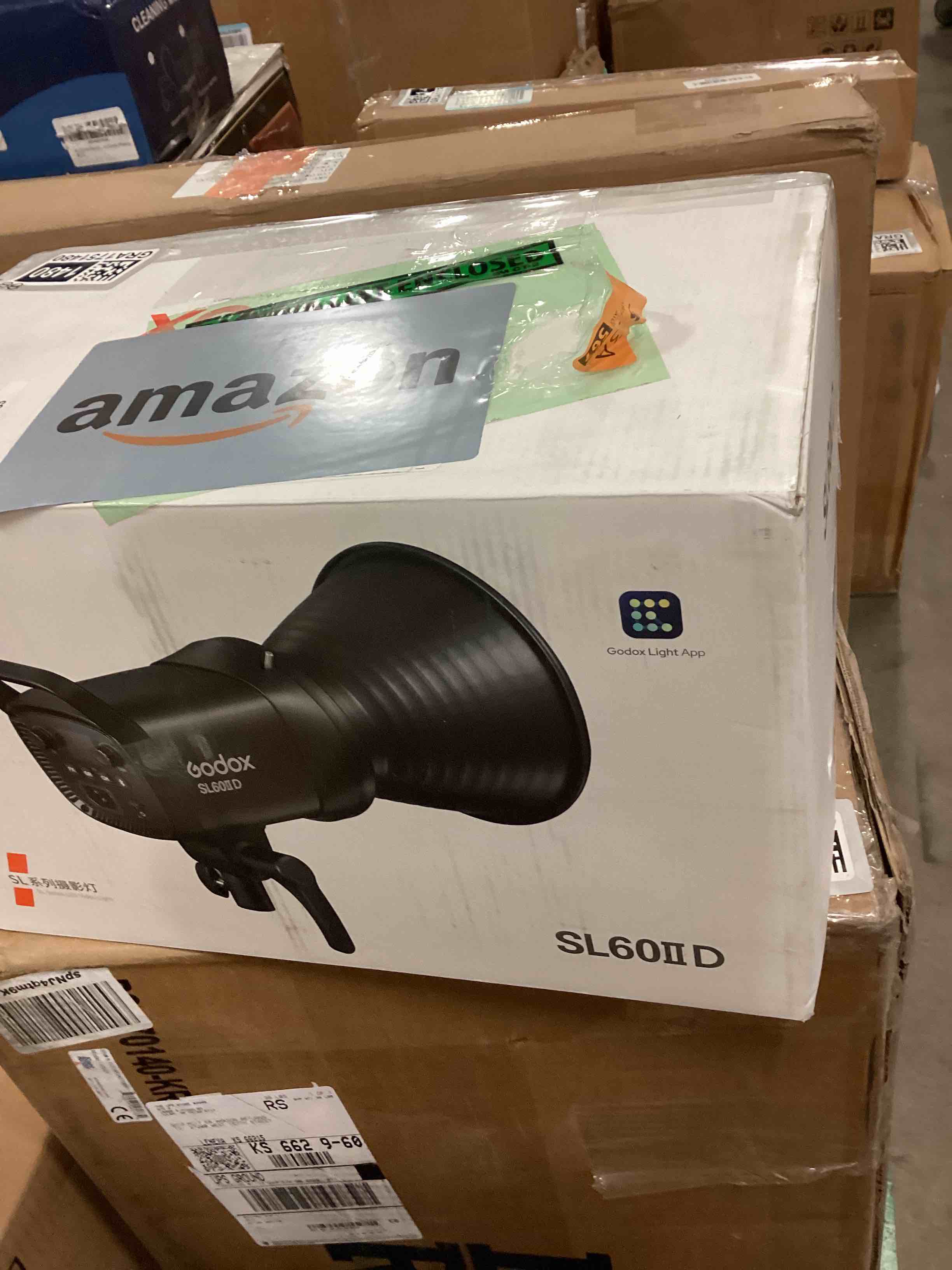 https://s3.amazonaws.com/lotting-images-prod/bidfta/GRA1751480_1745593796572.jpeg