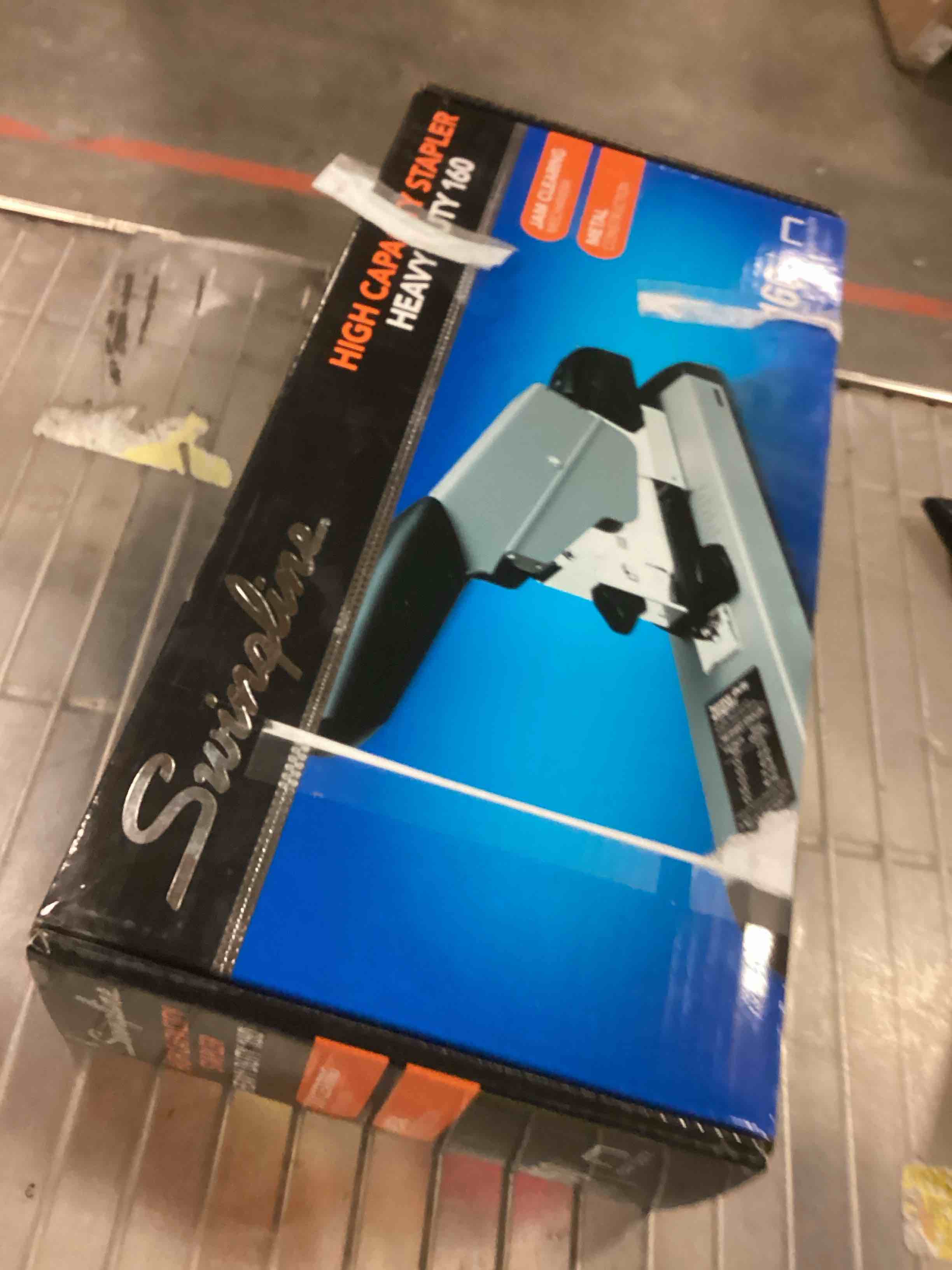 https://s3.amazonaws.com/lotting-images-prod/bidfta/GRA1751715_1745874430875.jpeg