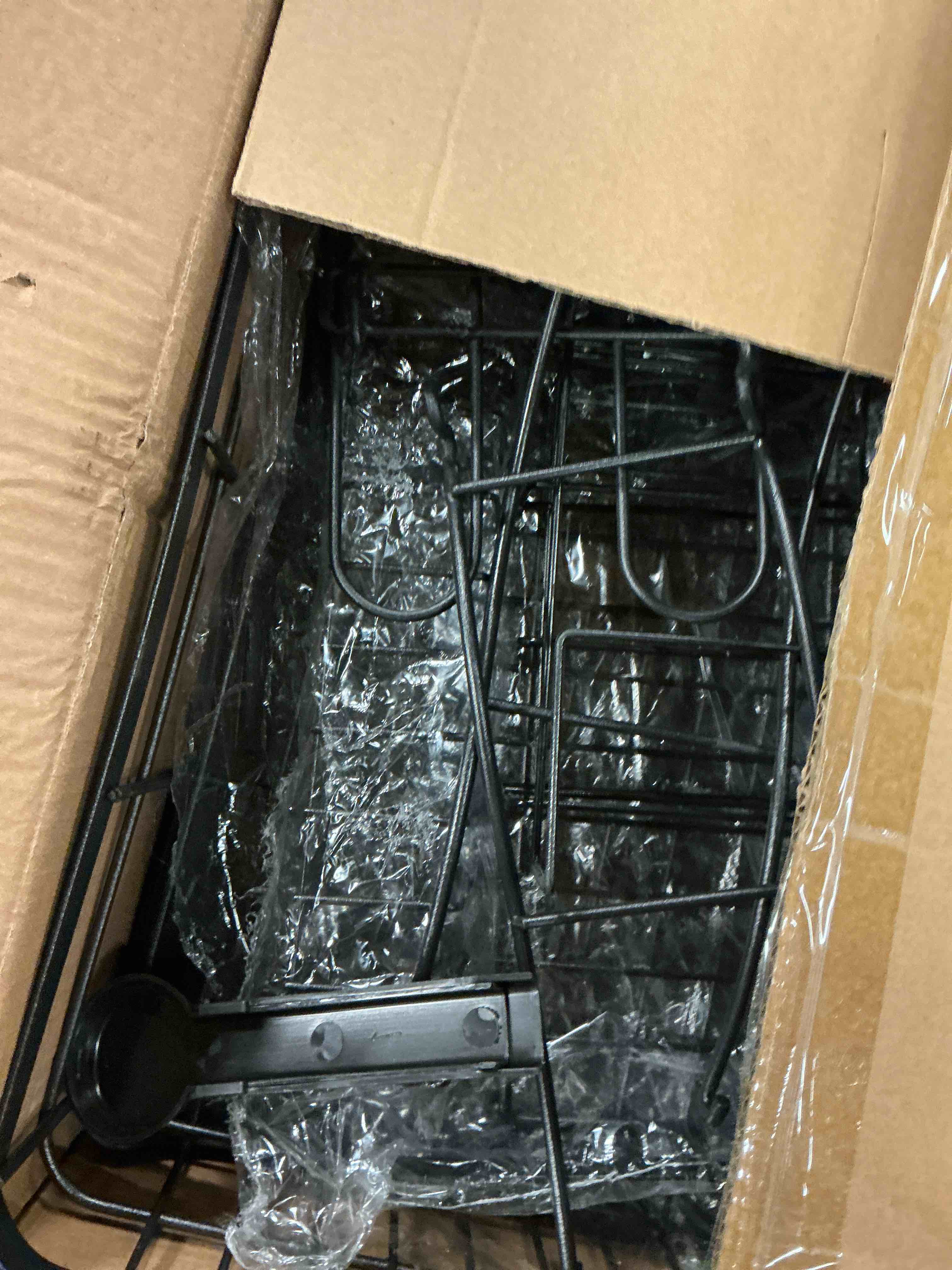 https://s3.amazonaws.com/lotting-images-prod/bidfta/GRA1752336_1749069341599.jpeg