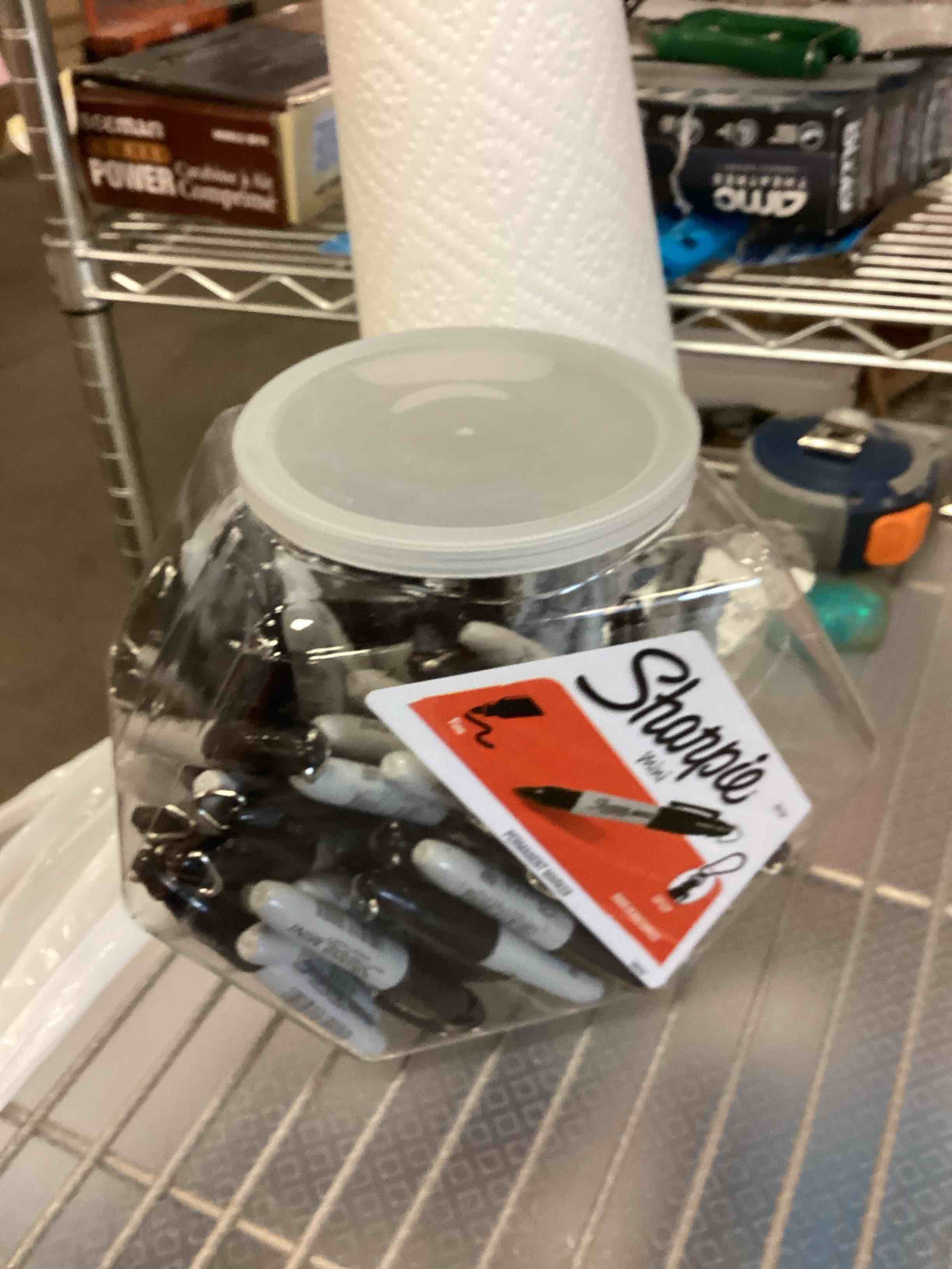 https://s3.amazonaws.com/lotting-images-prod/bidfta/GRA1752701_1750968919271.jpeg